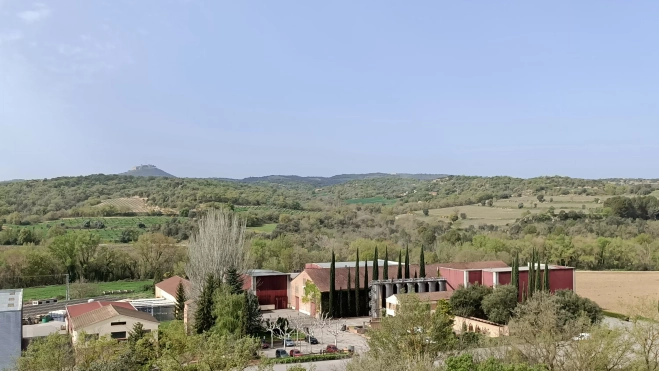 Bodega Pirineos Panoramica Bodega Pirineos Panoramica