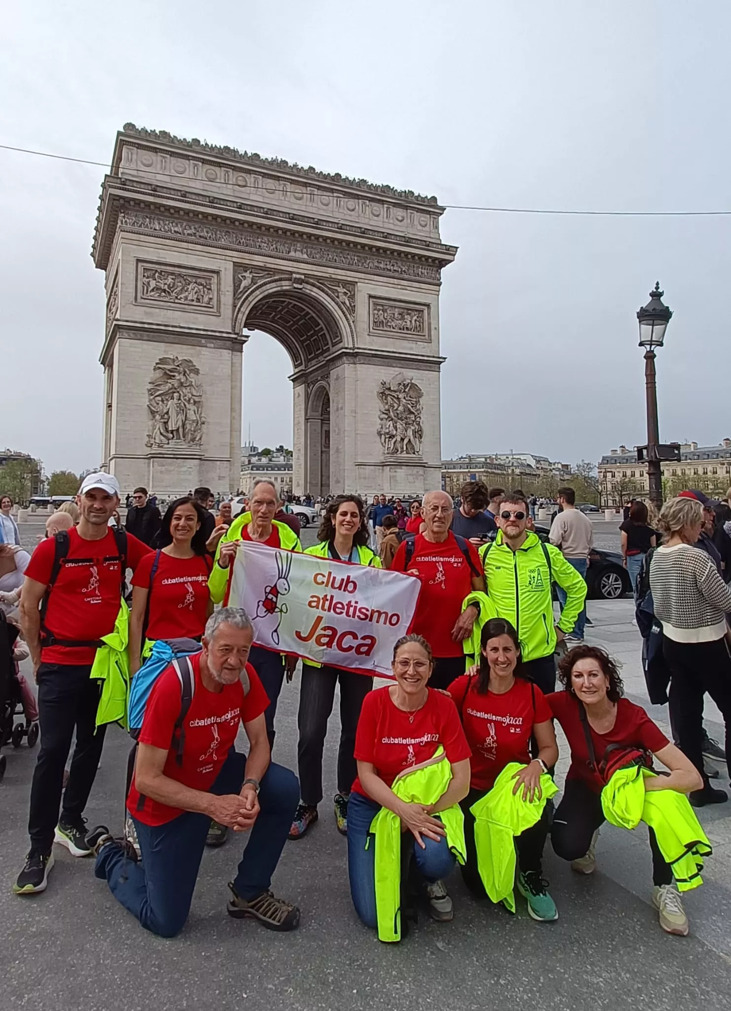 Club Atletismo Jaca en el Maratón de París.