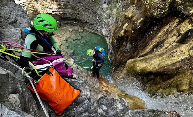 Barranco de Orós. Club de Montaña Nabaín