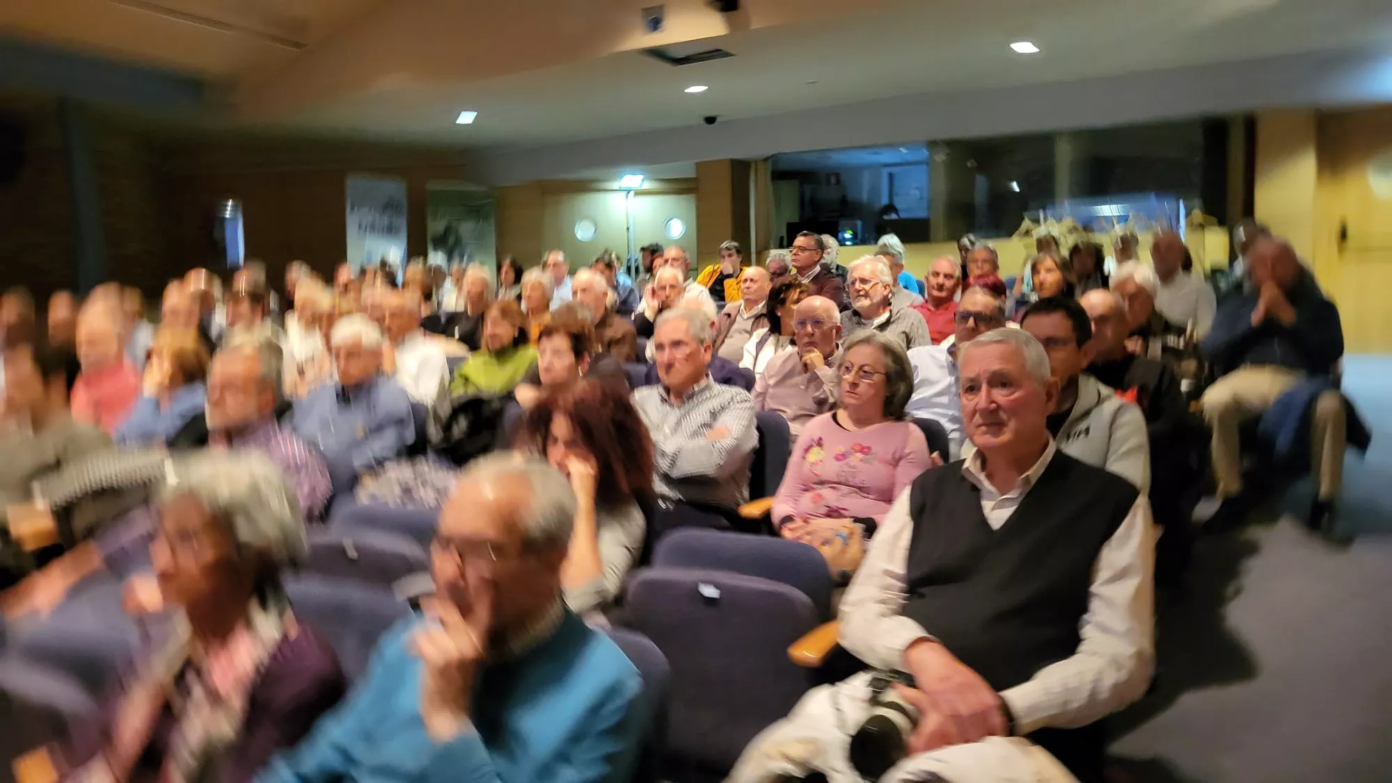Conferencia La vuelta al mundo por Magallanes y Juan Sebastián Elcano.