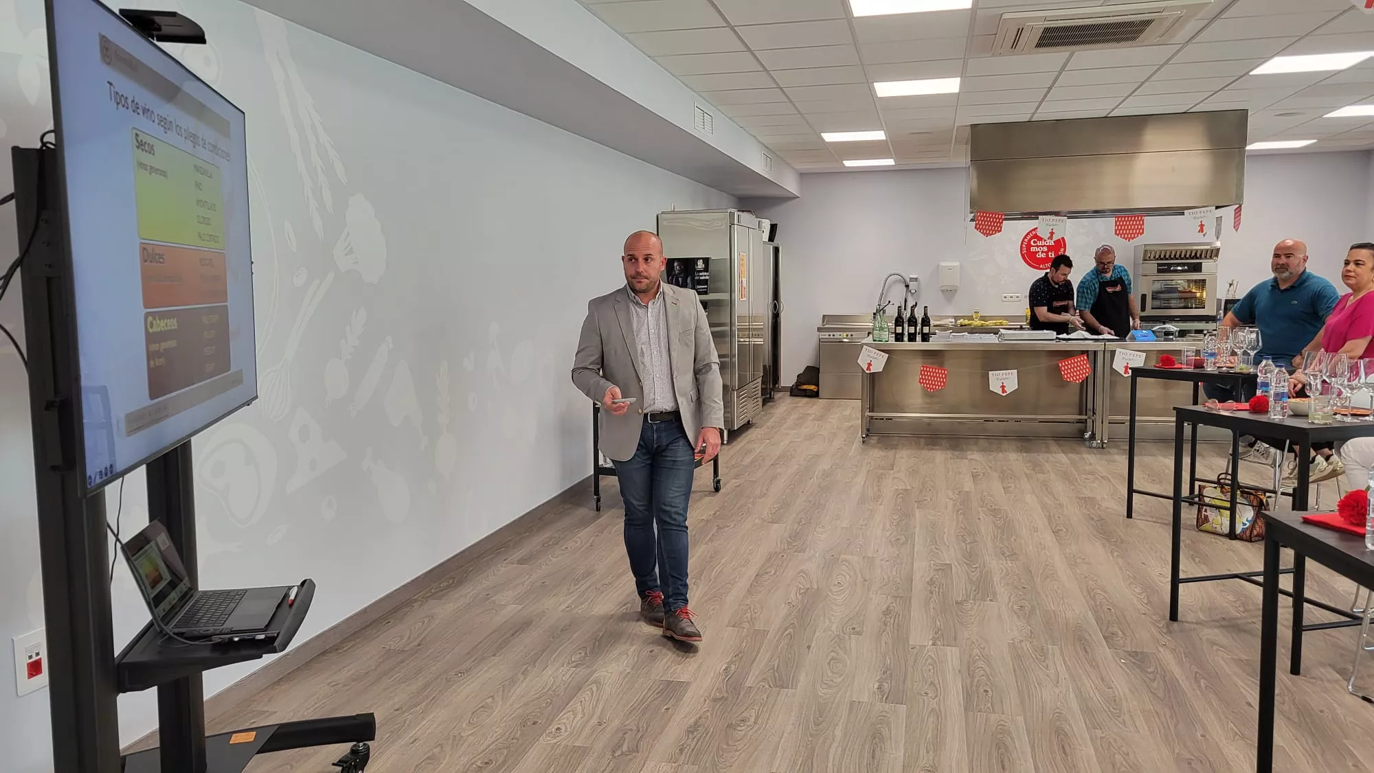 Cata de vinos de González Byass en el Espacio Altoaragón