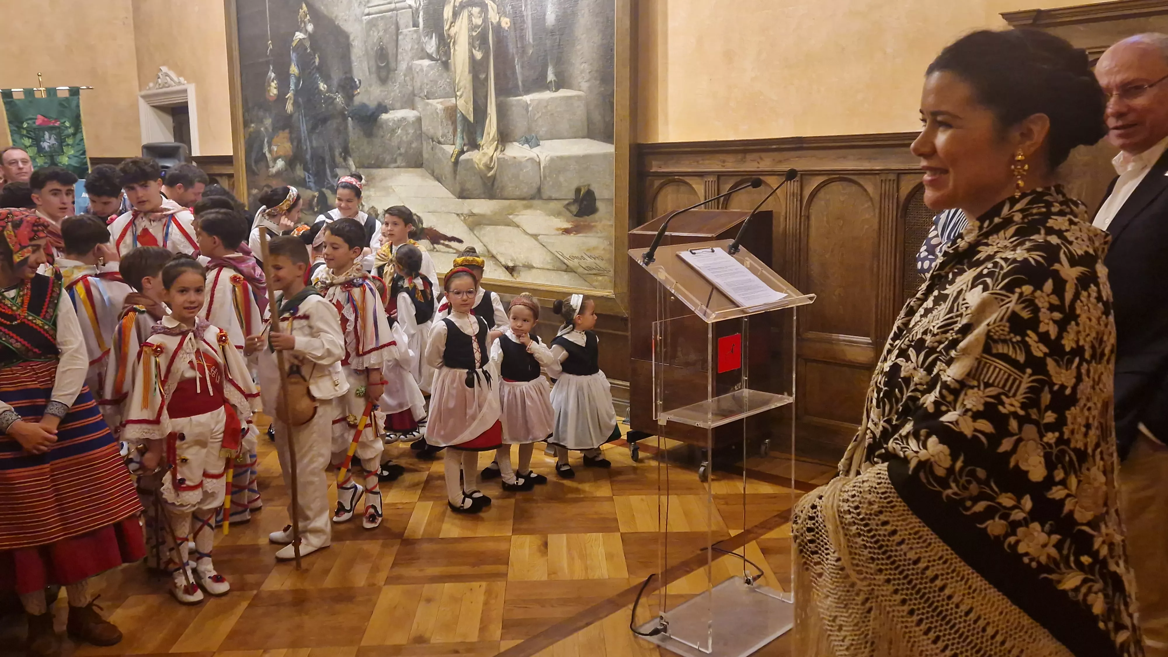  Recepción en el Ayuntamiento. IX Encuentro Nacional de Escuelas de Folklore José Rodrigo. Foto Myriam Martínez 