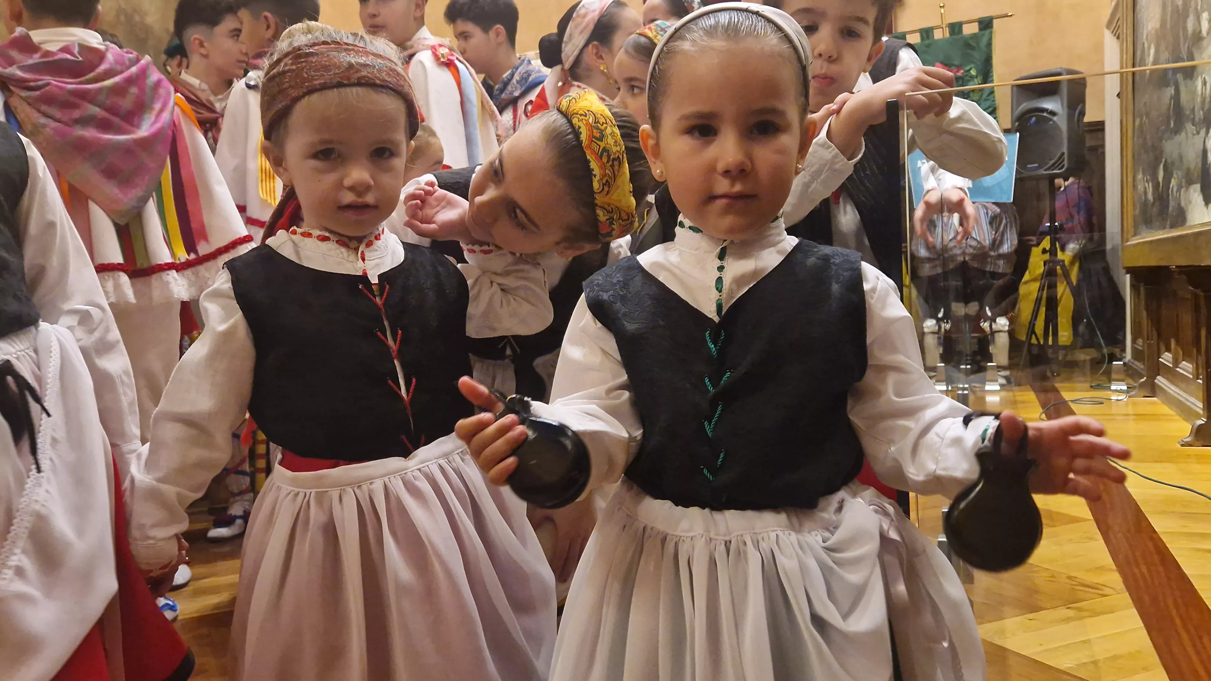  Recepción en el Ayuntamiento. IX Encuentro Nacional de Escuelas de Folklore José Rodrigo. Foto Myriam Martínez 