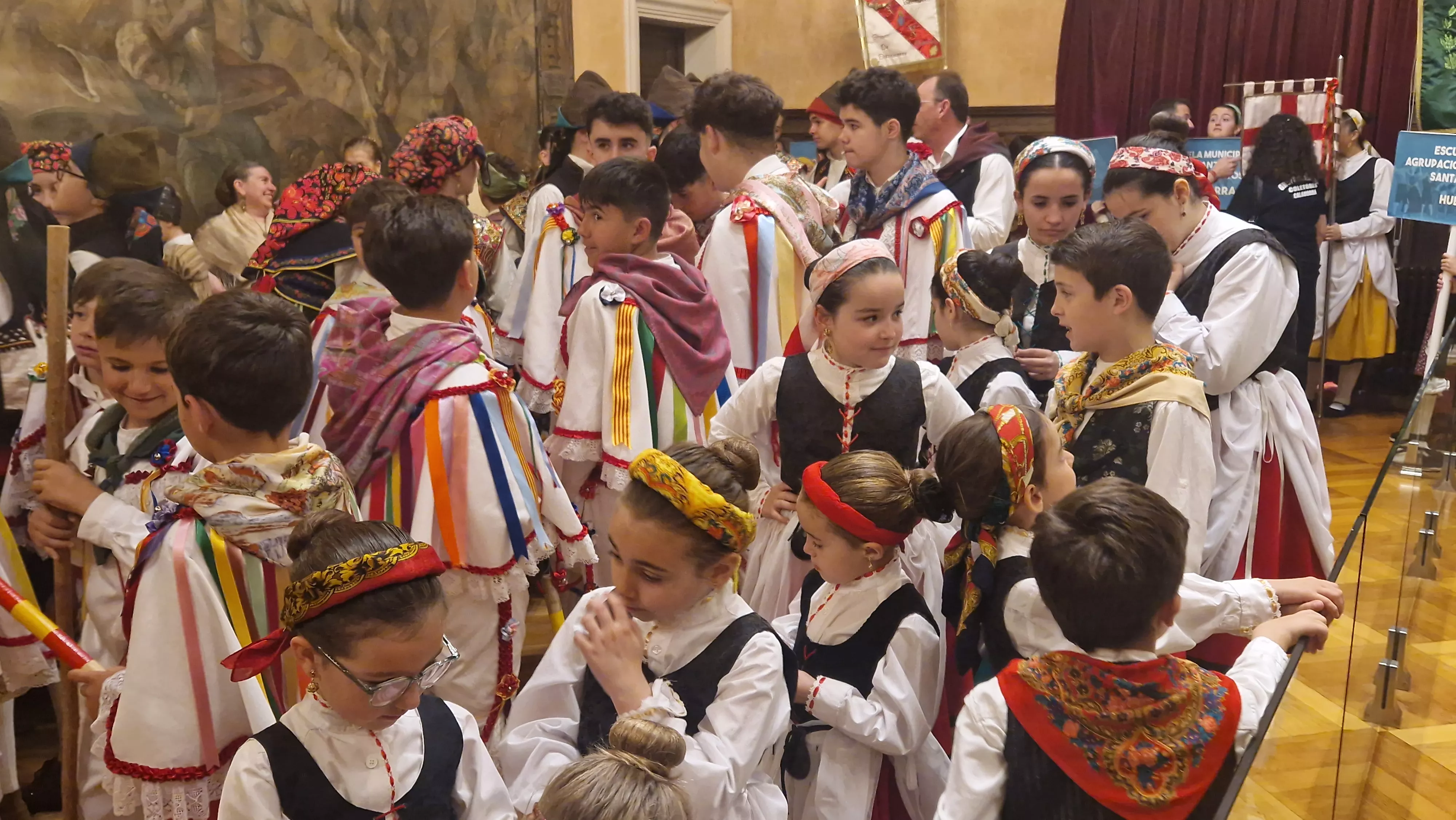  Recepción en el Ayuntamiento. IX Encuentro Nacional de Escuelas de Folklore José Rodrigo. Foto Myriam Martínez 