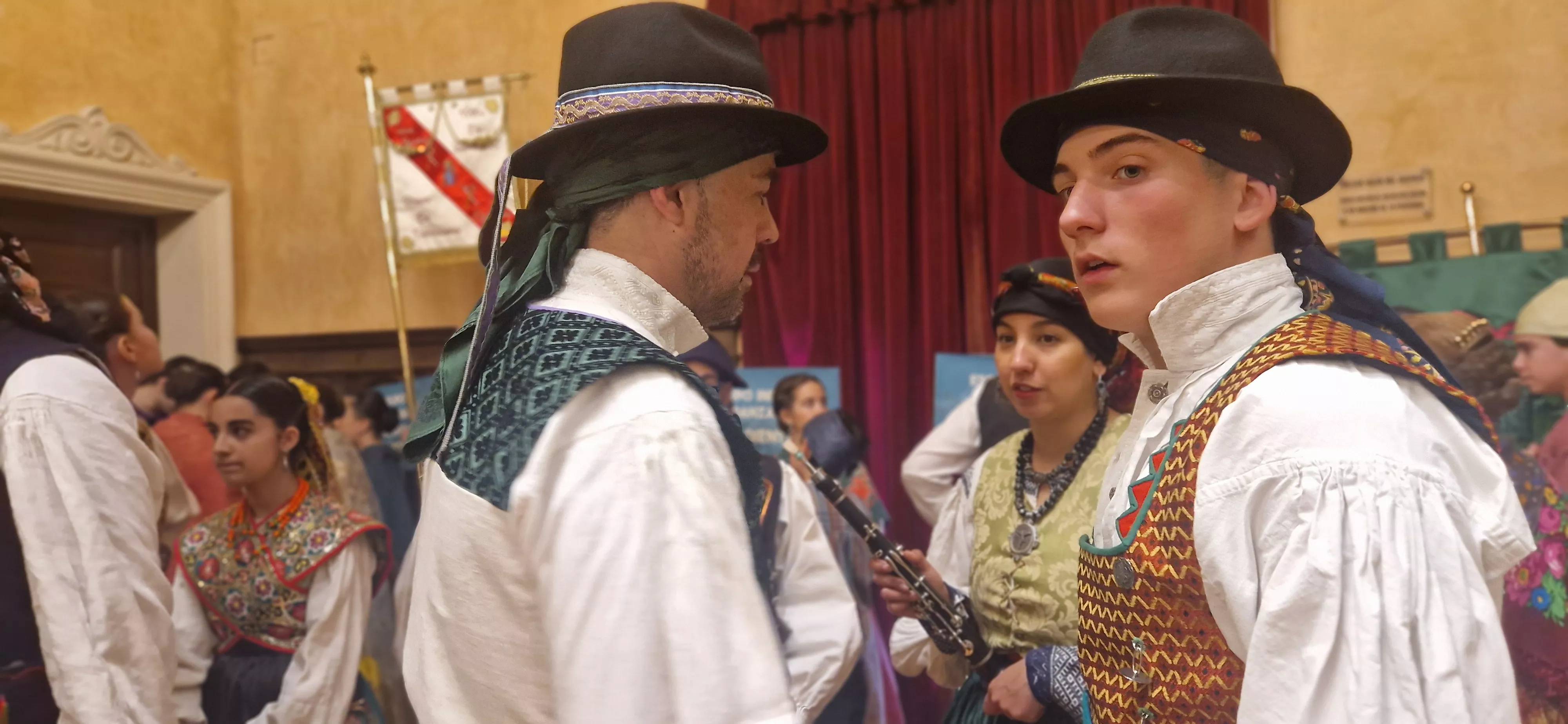  Recepción en el Ayuntamiento. IX Encuentro Nacional de Escuelas de Folklore José Rodrigo. Foto Myriam Martínez 