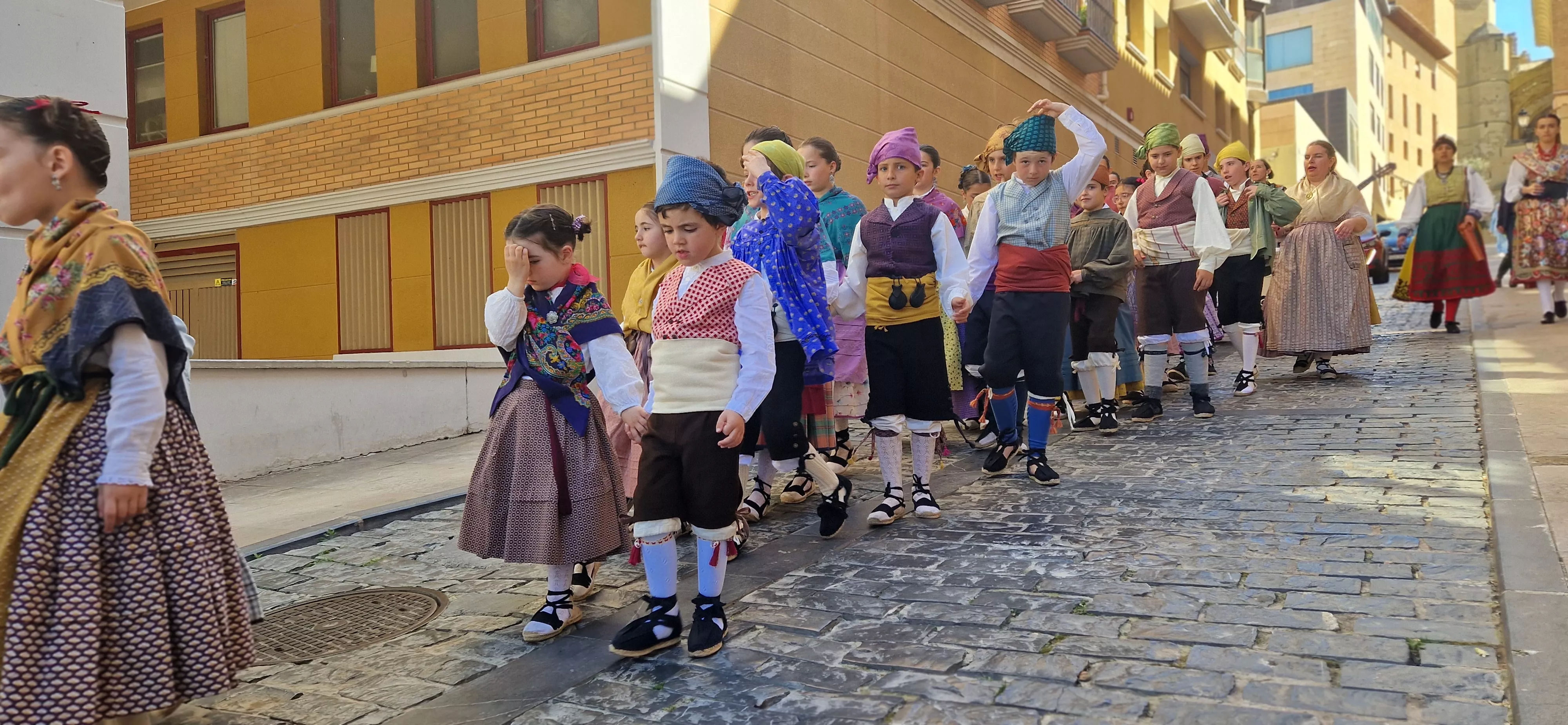 Escuela de la Agrupación Folklórica Santa Cecilia. Foto Myriam Martínez