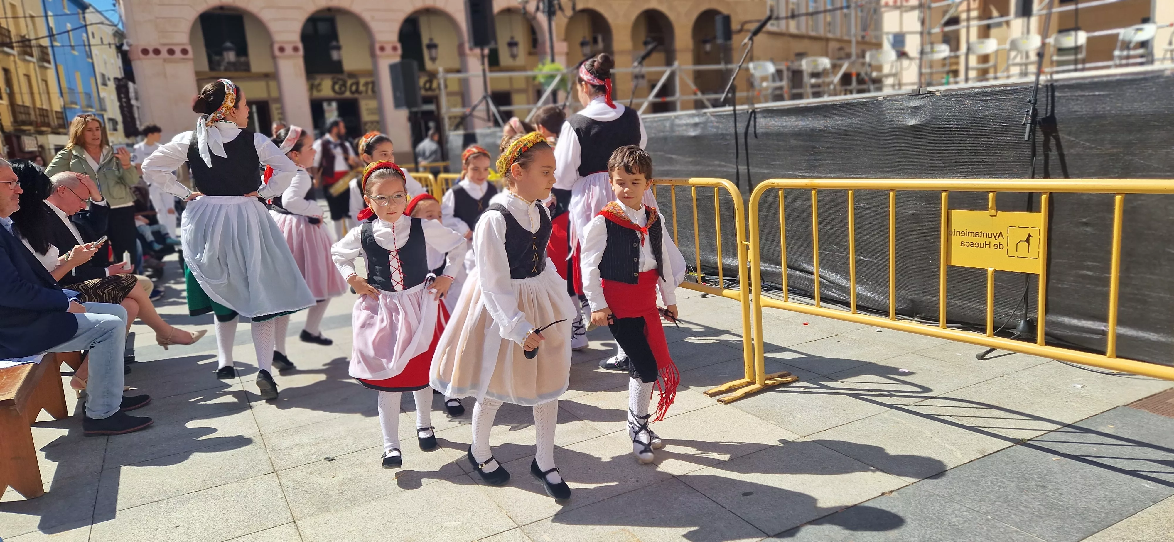 Escuela Municipal de Danzas "Isidra M Santos" de Calahorra. Foto Myriam Martínez 