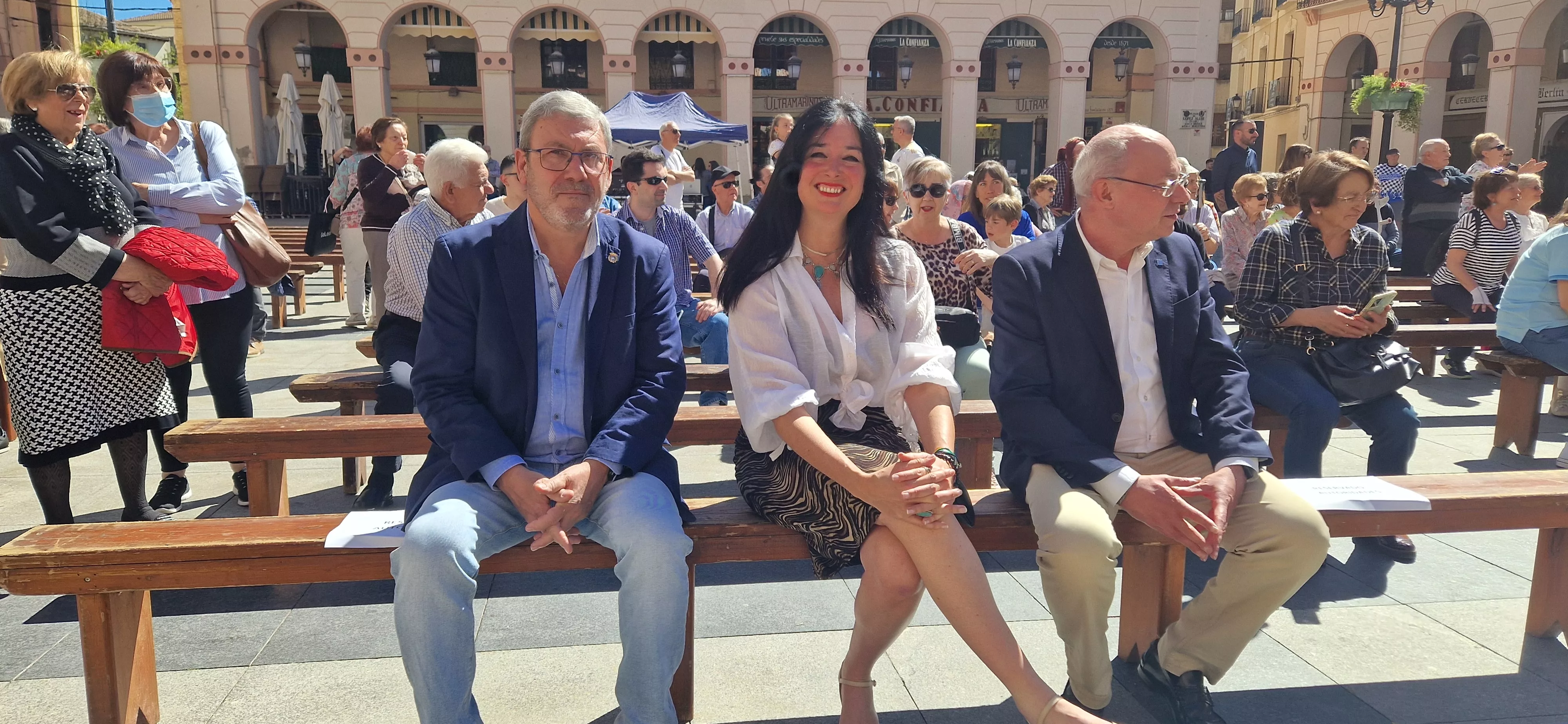 José Miguel Veintemilla, Lorena Orduna y Leo Carranza. Foto Myriam Martínez 