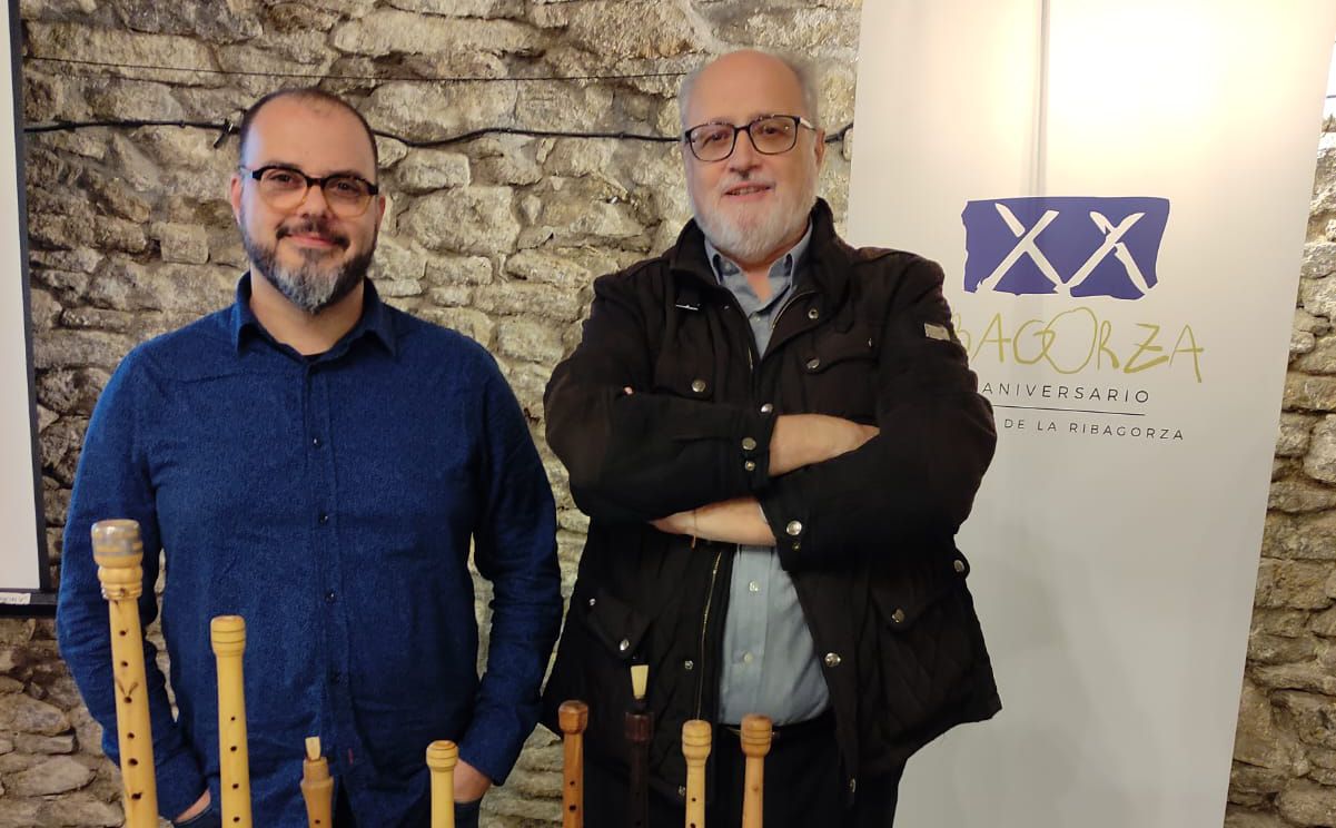 Los músicos y divulgadores Sergi Llena y Mariano Pascual. 