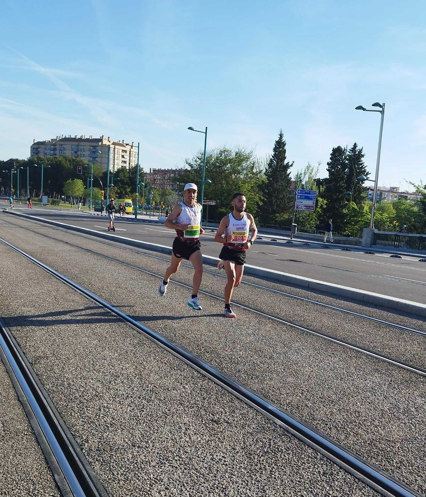 Alberto Puyuelo en el maratón de Zaragoza.