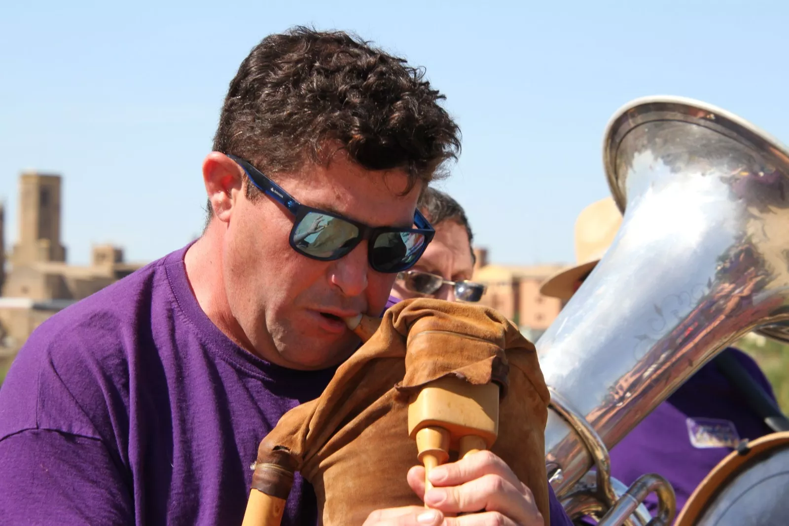 Izado de bandera de la II República. Foto Carlos Neofato