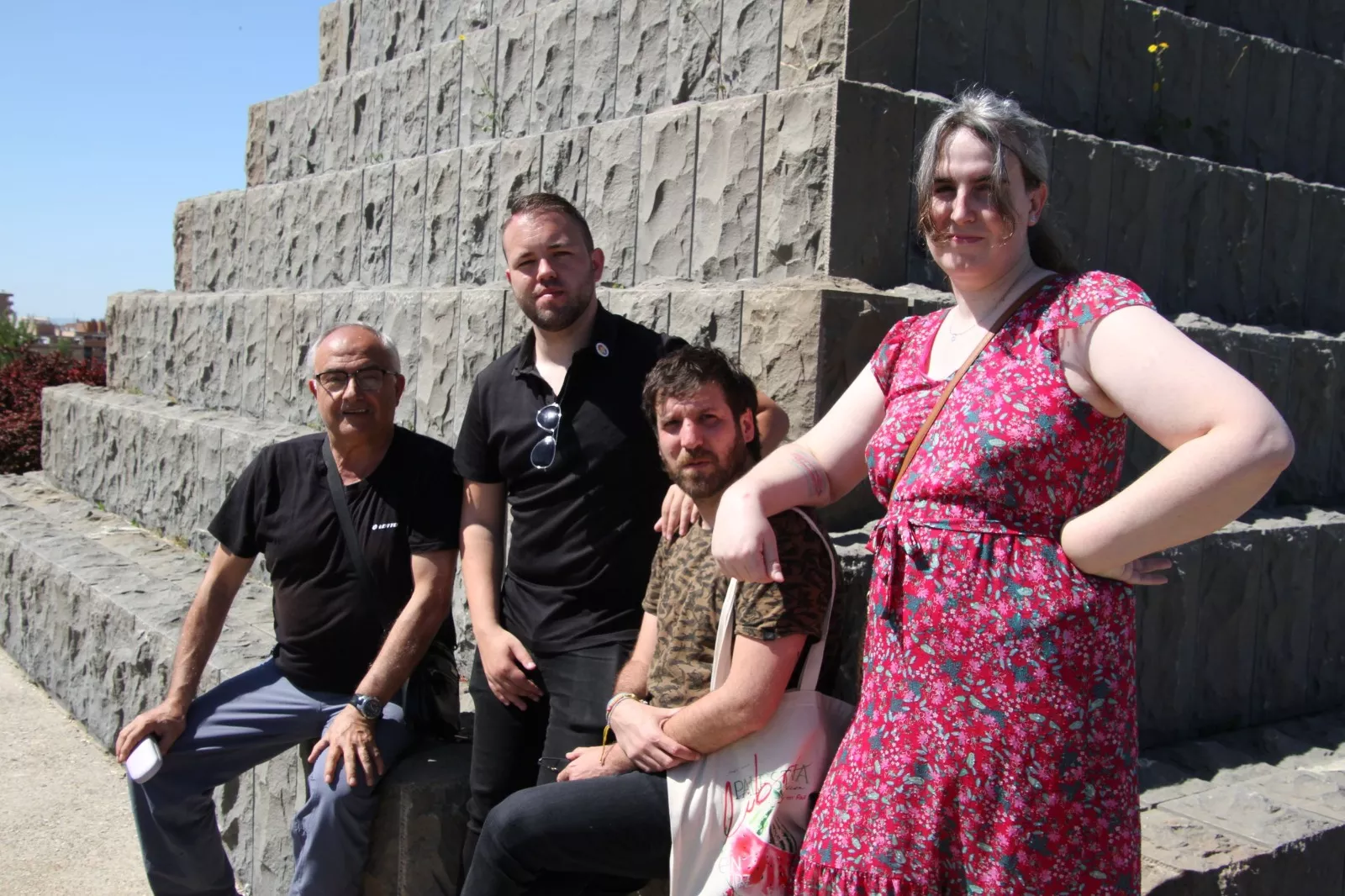 Izado de bandera de la II República. Foto Carlos Neofato
