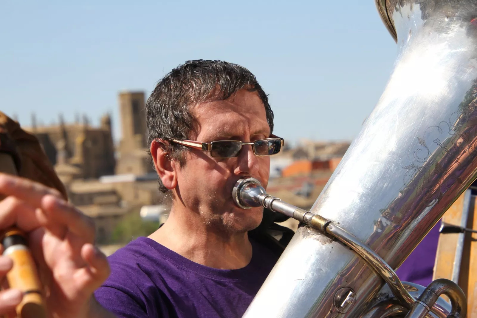 Izado de bandera de la II República. Foto Carlos Neofato