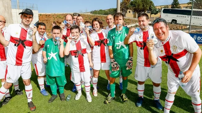 El Huesca Genuine se vuelve de Tenerife con la mochila cargada de gratas experiencias