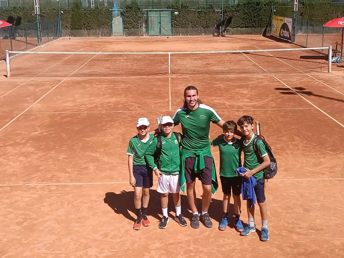 Mal día del Tenis Osca ante el Casablanca