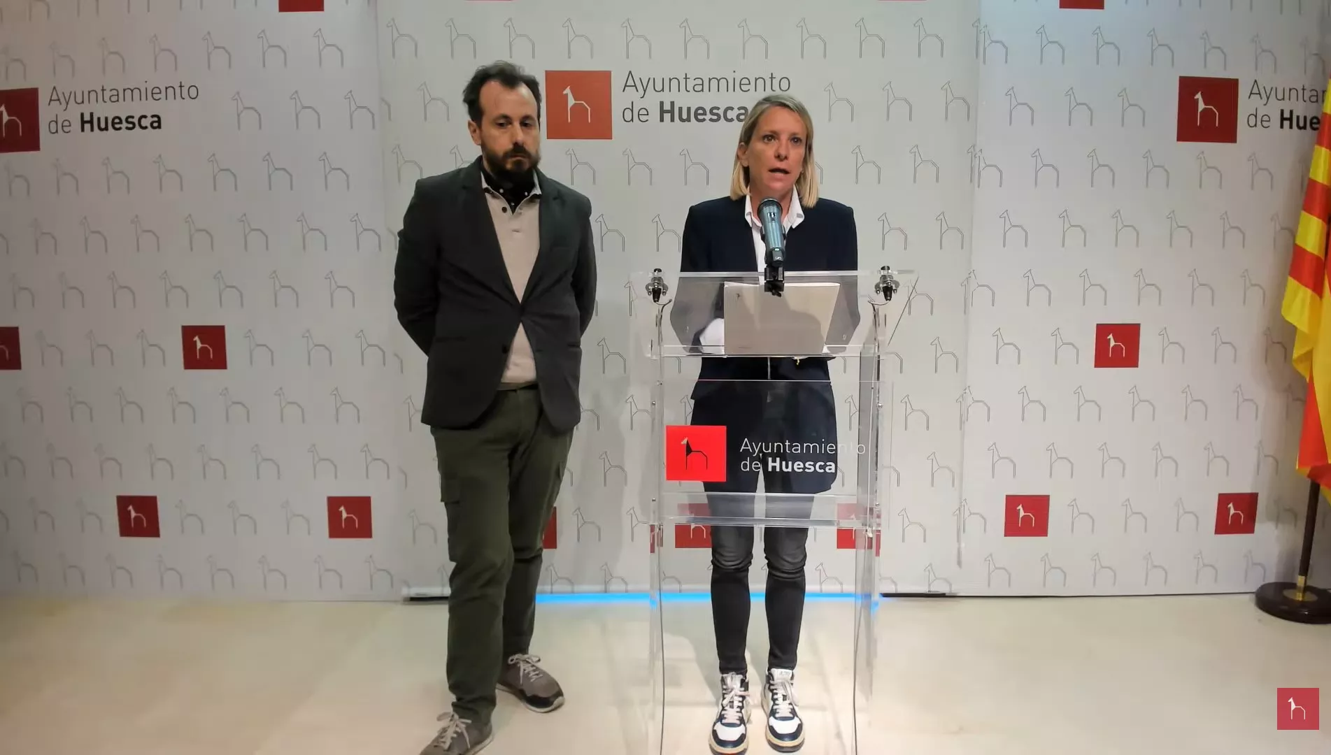Joseba Acha y Nuria Mur en la presentación del programa de San Jorge de Huesca