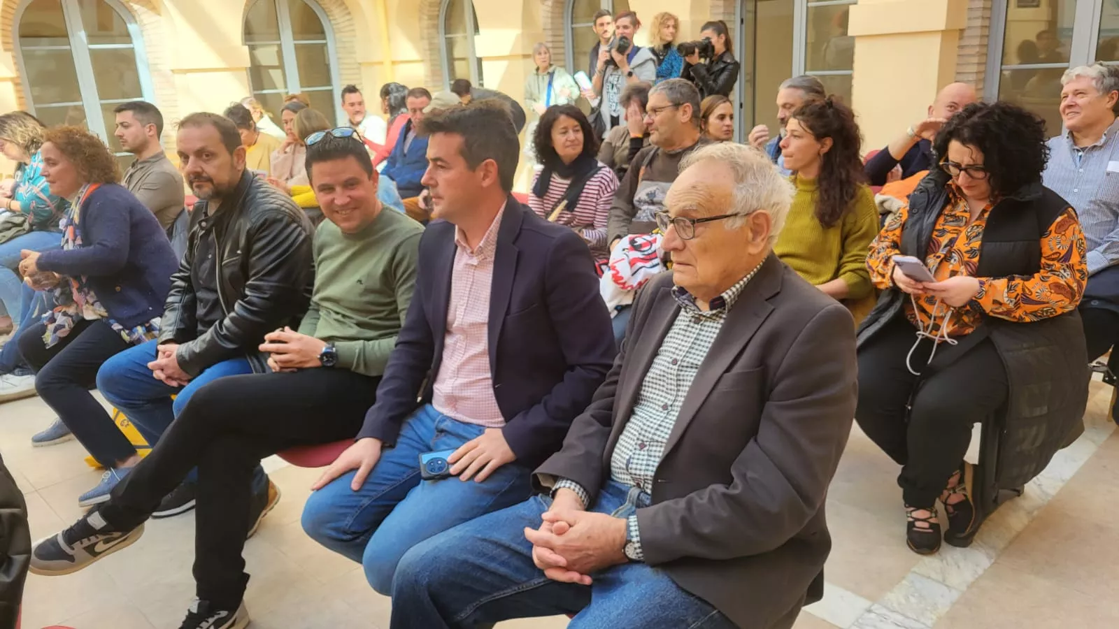 Presentación de la marca de Sos Adolescentes