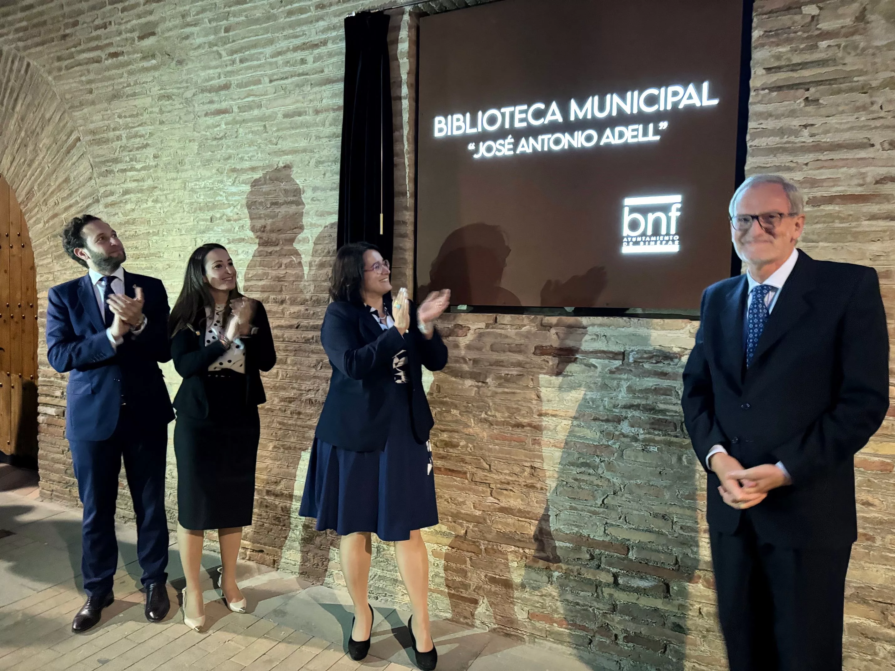 Inauguración del nombre de José Antonio Adell en la Biblioteca de Binéfar