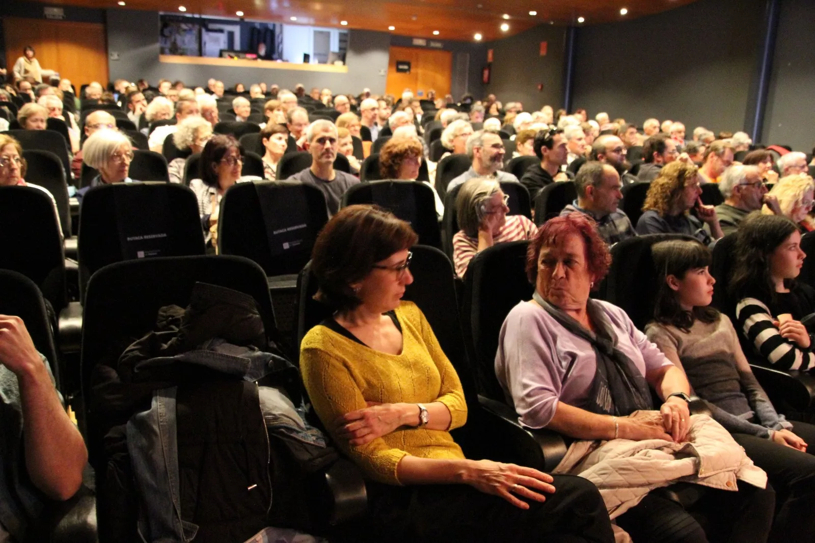 Presentación del libro de Nicolás Sesma en Huesca.  Foto Carlos Neofato