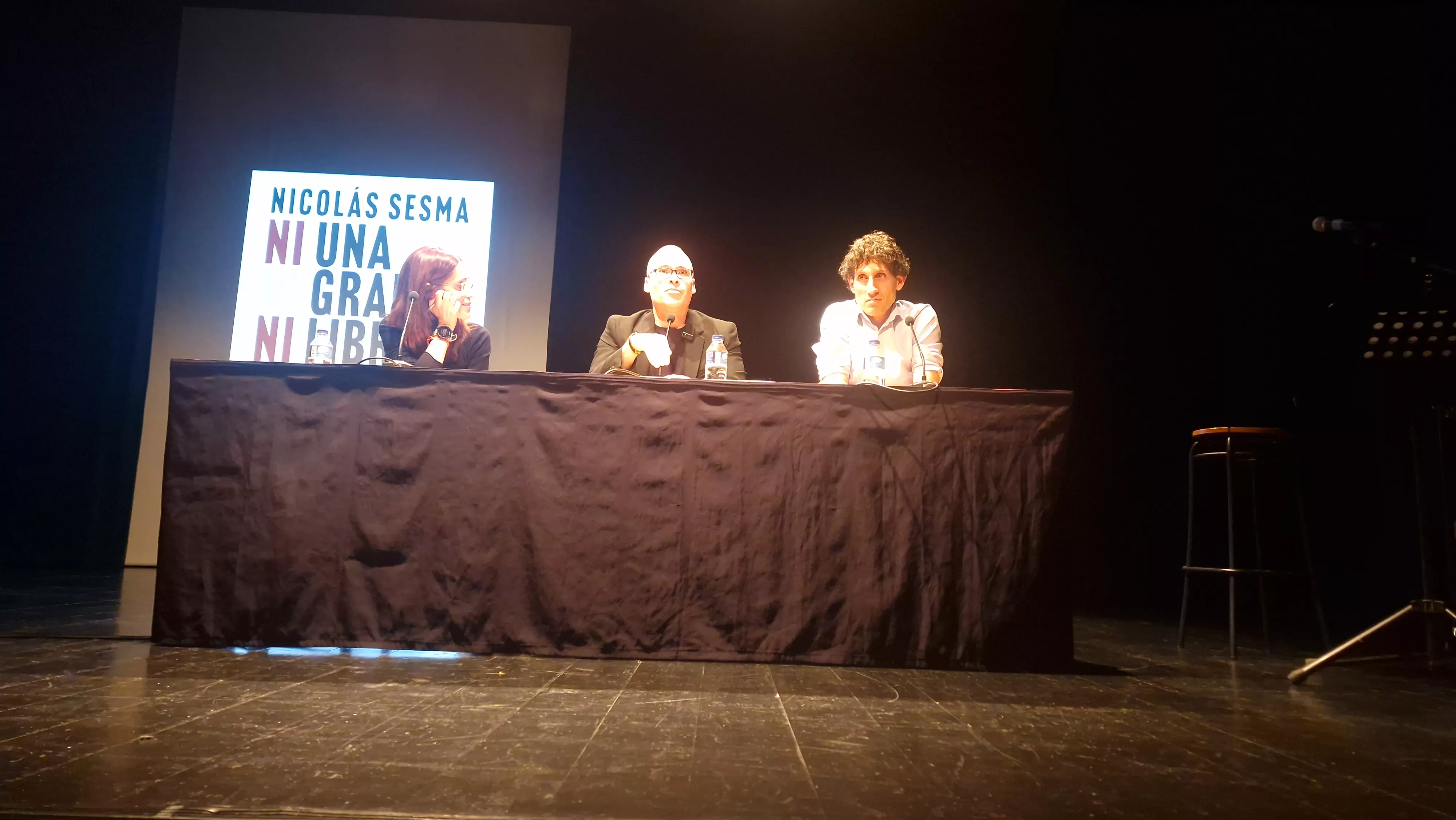 Presentación del libro de Nicolás Sesma en Huesca.  Foto Myriam Martínez