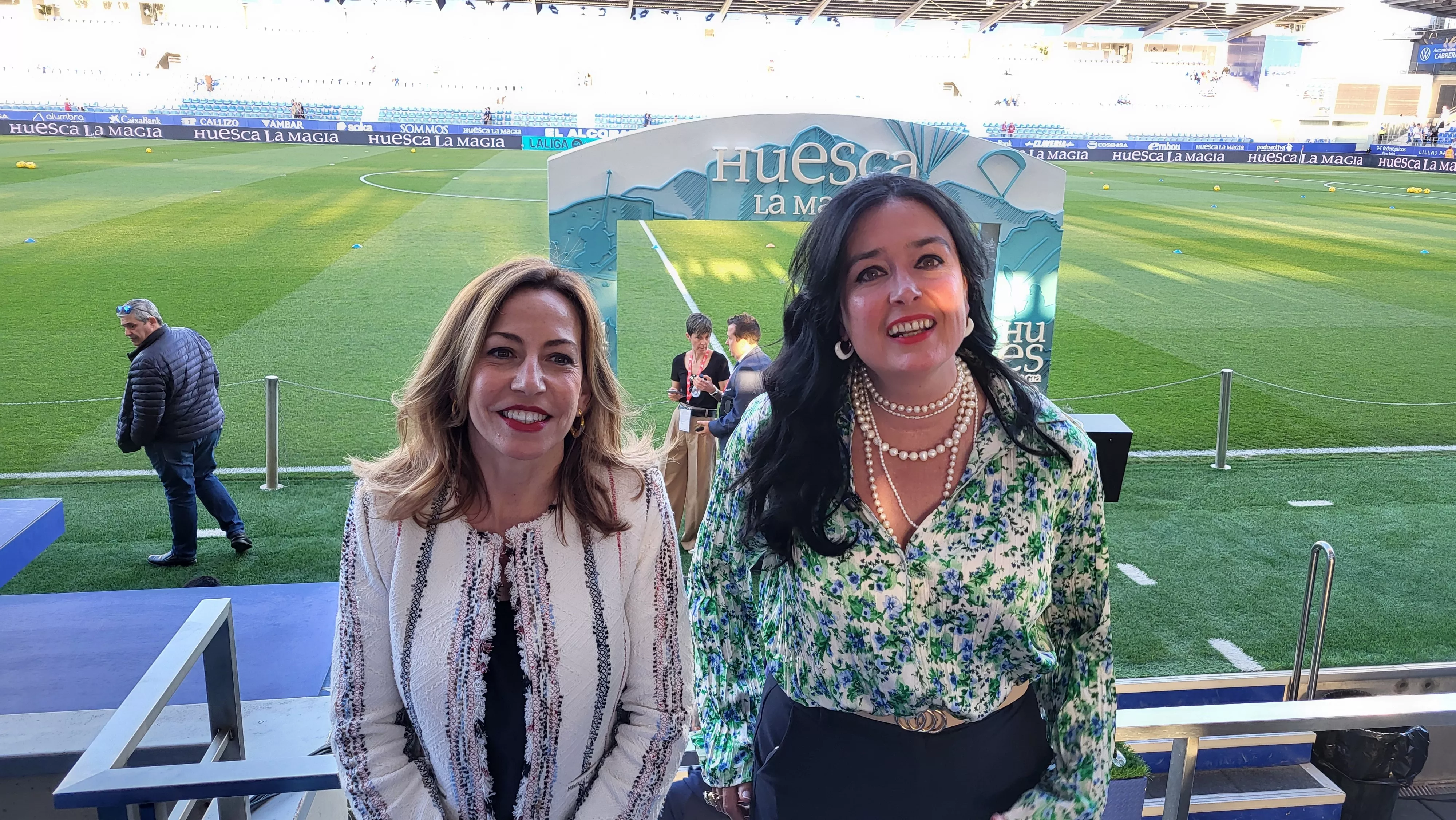 Natalia Chueca y Lorena Orduna en El Alcoraz