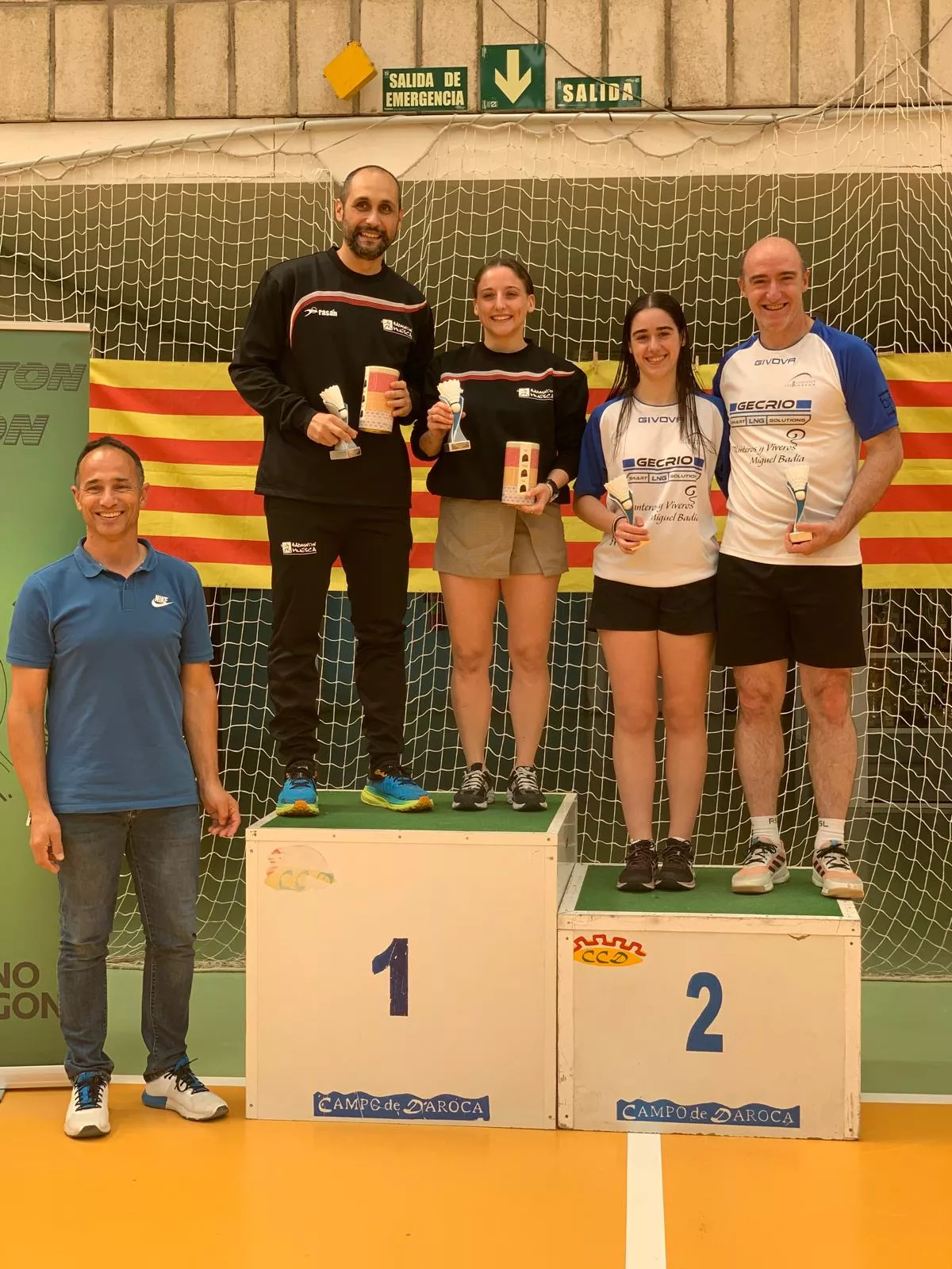 Podio dobles mixtos, campeones Javier Coronas Cristina Roig, subcampeones Jara y Eduardo Marco