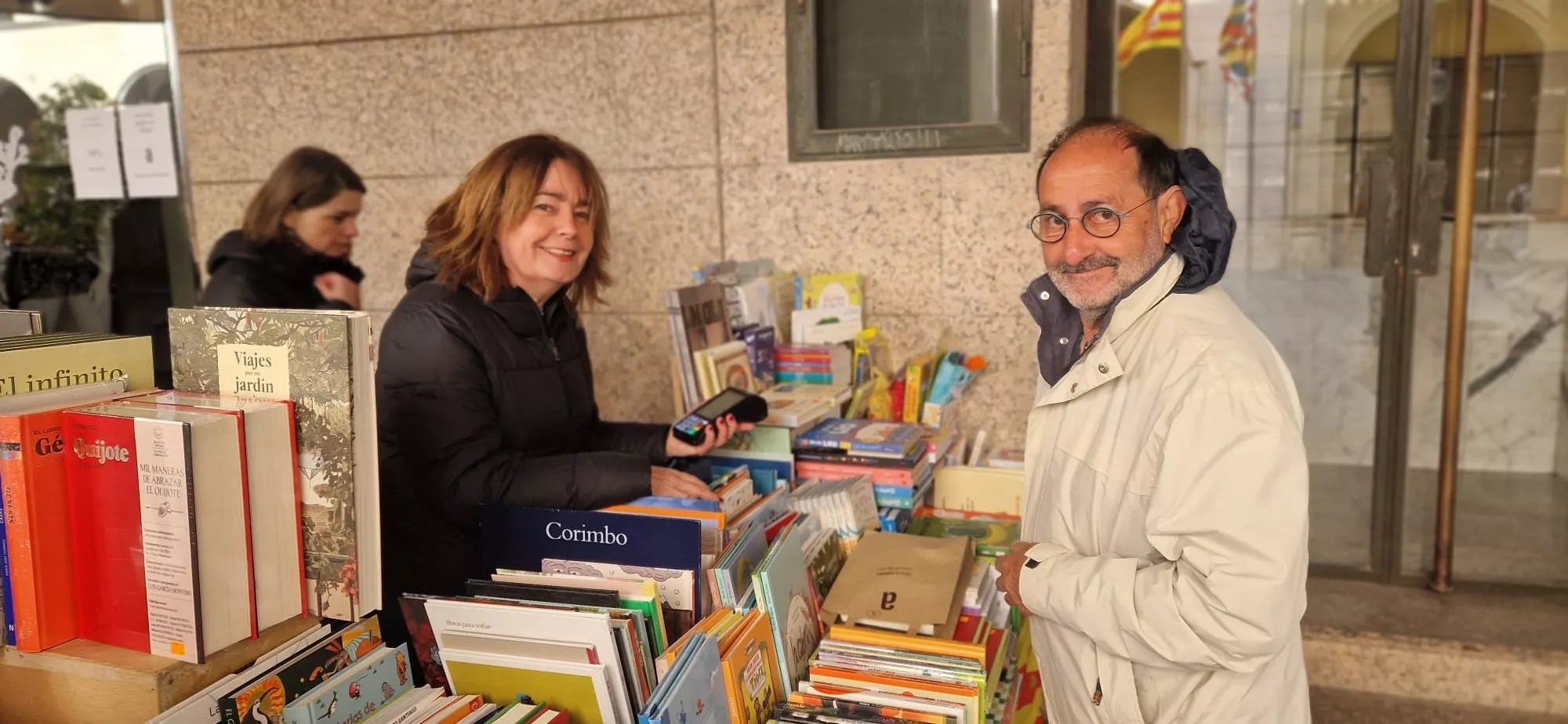 Celebración del Día del Libro en los Porches de Galicia de Huesca. Foto: Myriam Martínez
