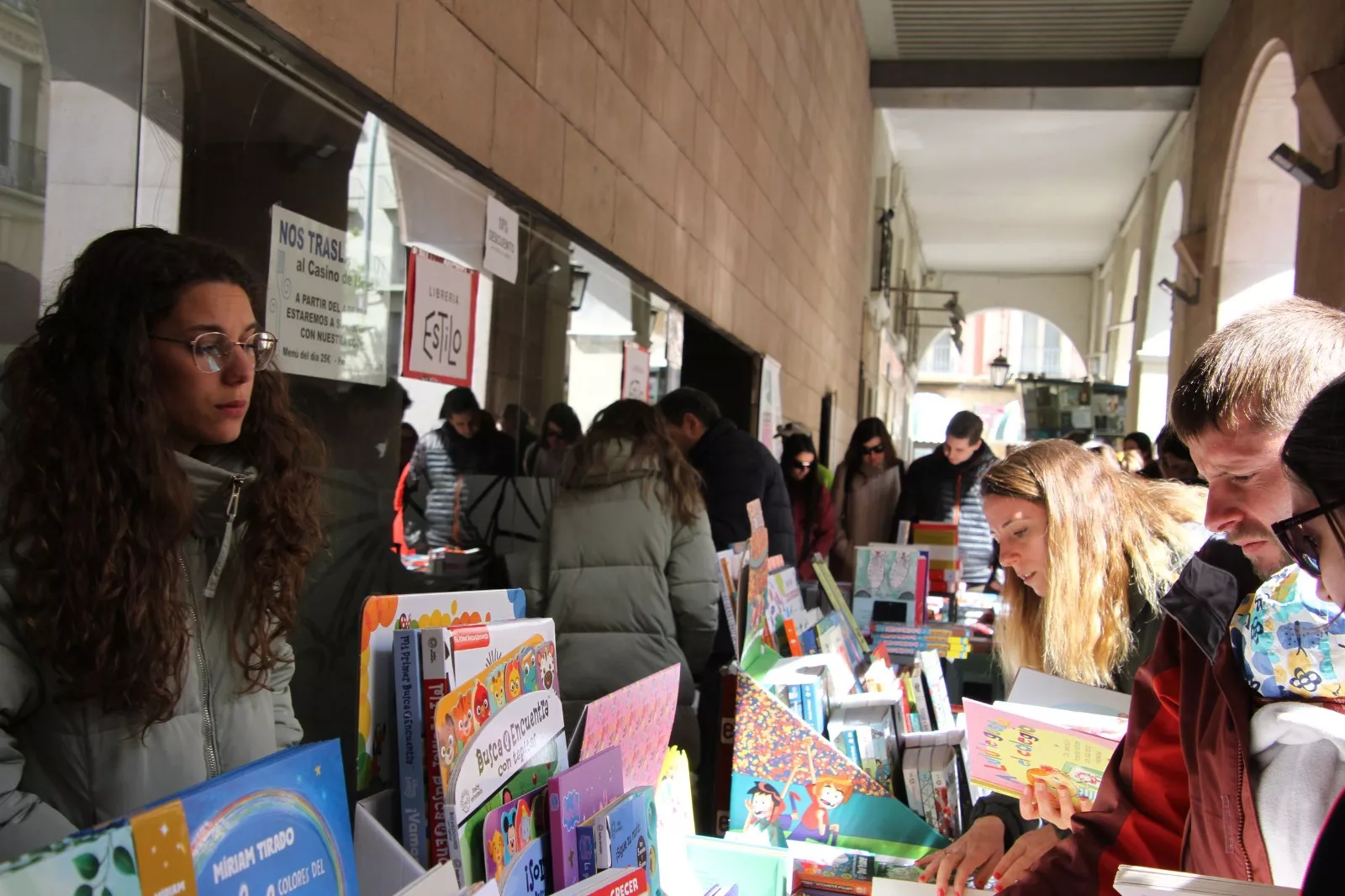 Día del Libro en Huesca. Foto Carlos Neofato 