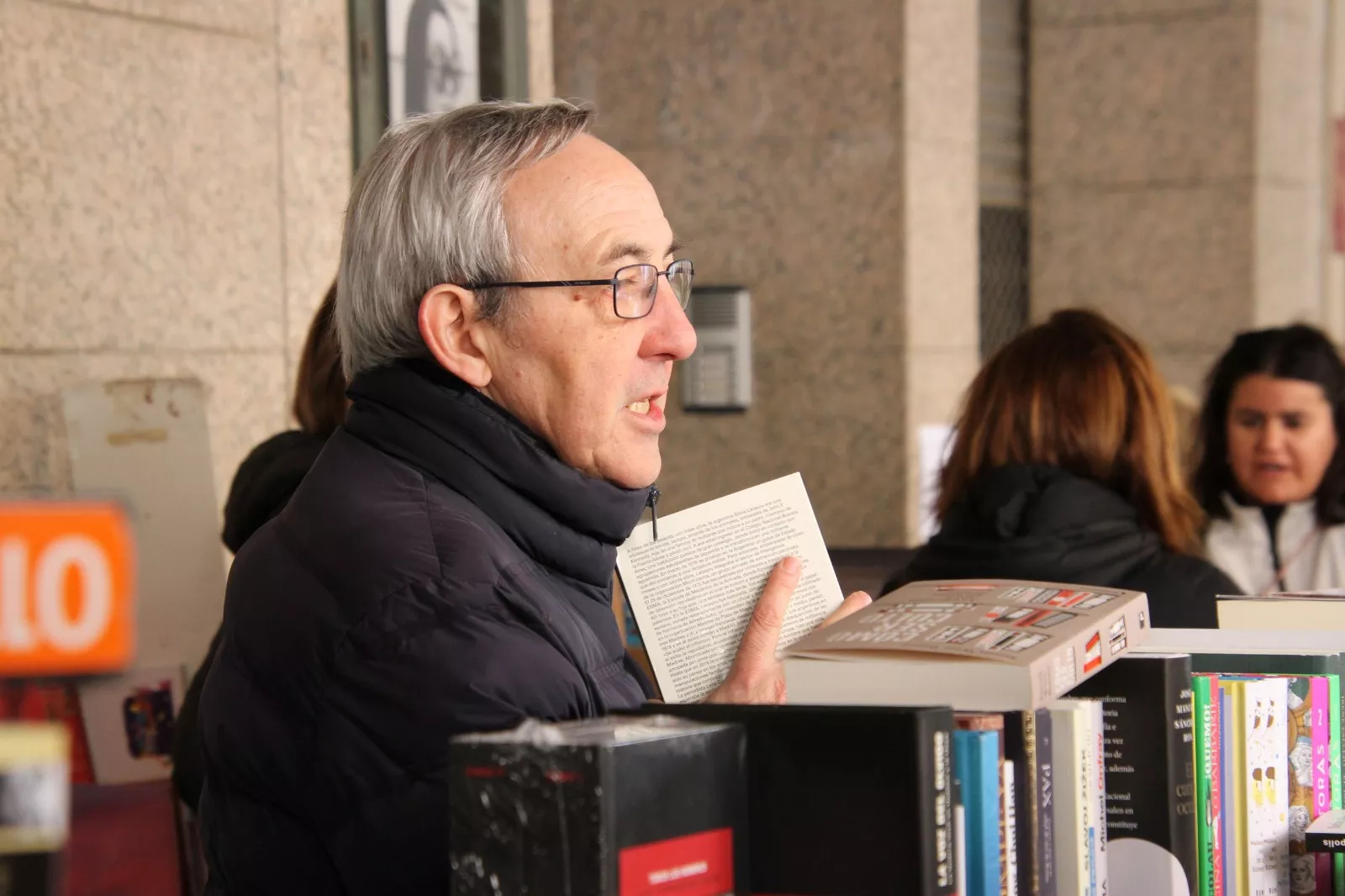 Día del Libro en Huesca. Foto Carlos Neofato 