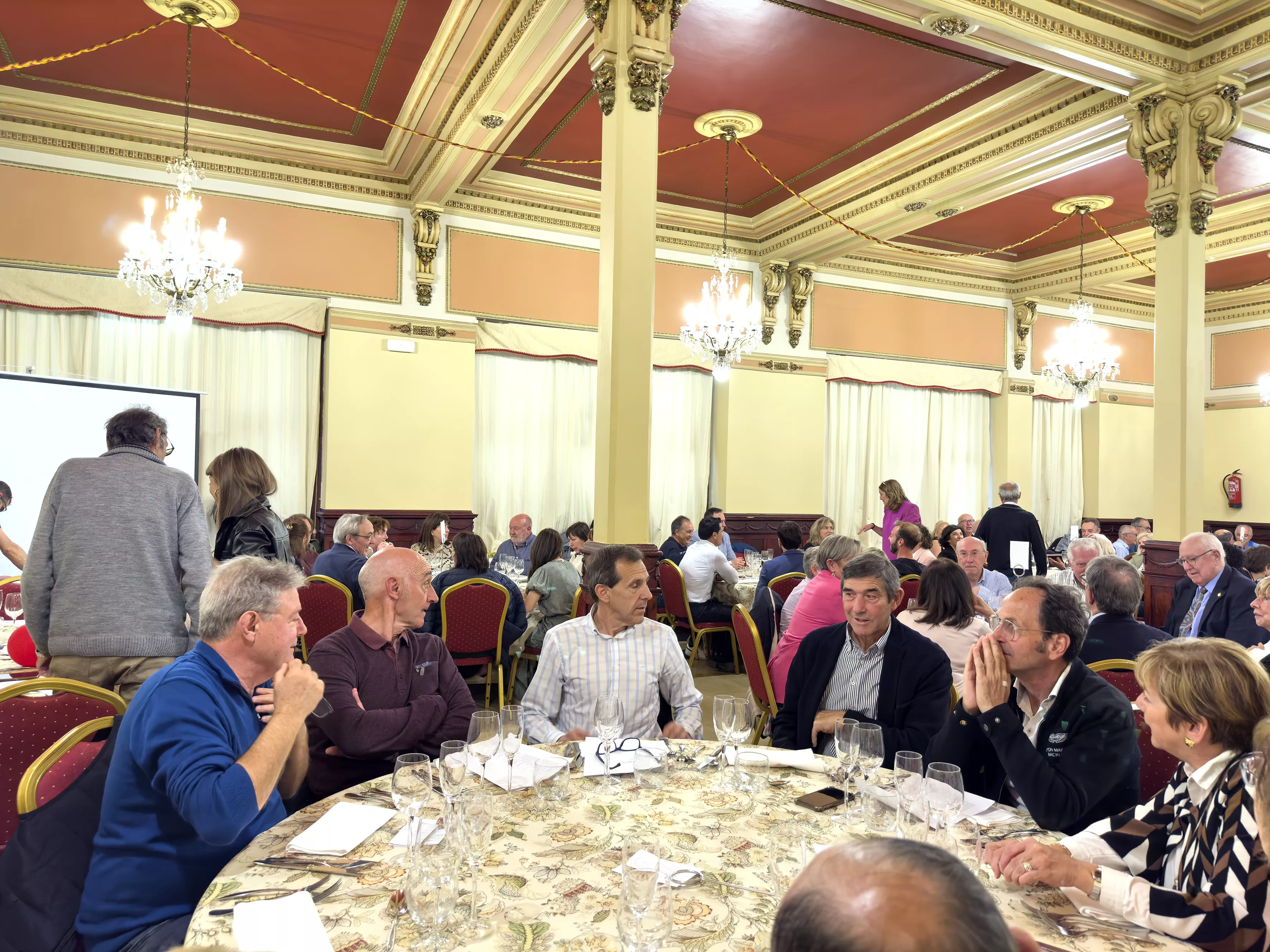 Fiesta de jubilación de Miguel Ángel Blasco, Pichichi. Foto Alejandro Sanagustín