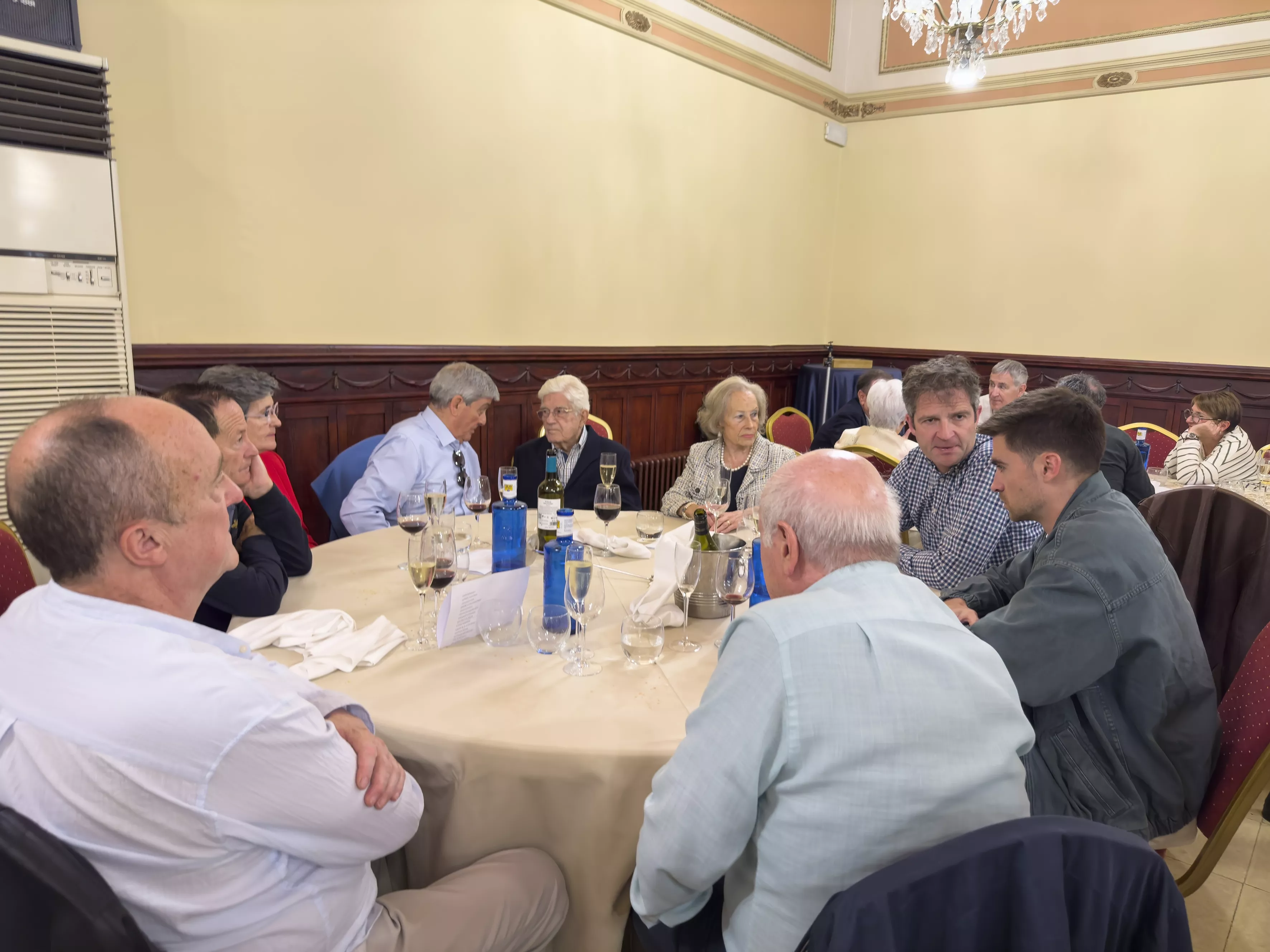 Fiesta de jubilación de Miguel Ángel Blasco, Pichichi. Foto Alejandro Sanagustín