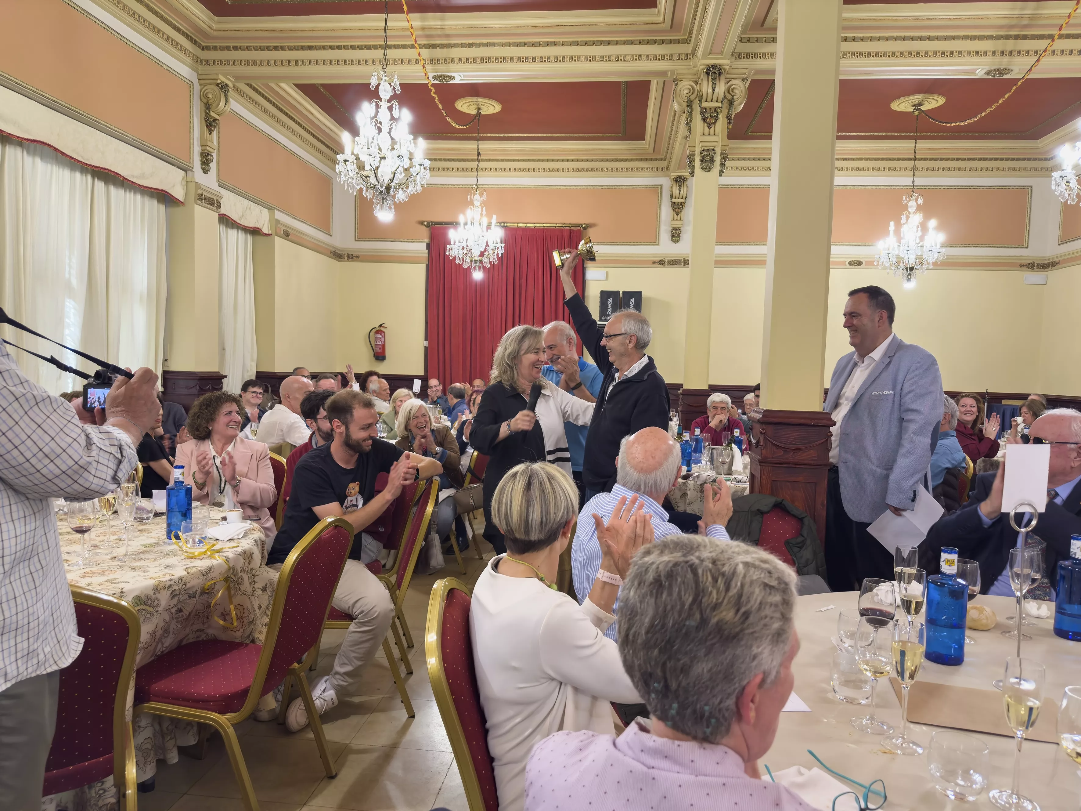 Fiesta de jubilación de Miguel Ángel Blasco, Pichichi. Foto Alejandro Sanagustín