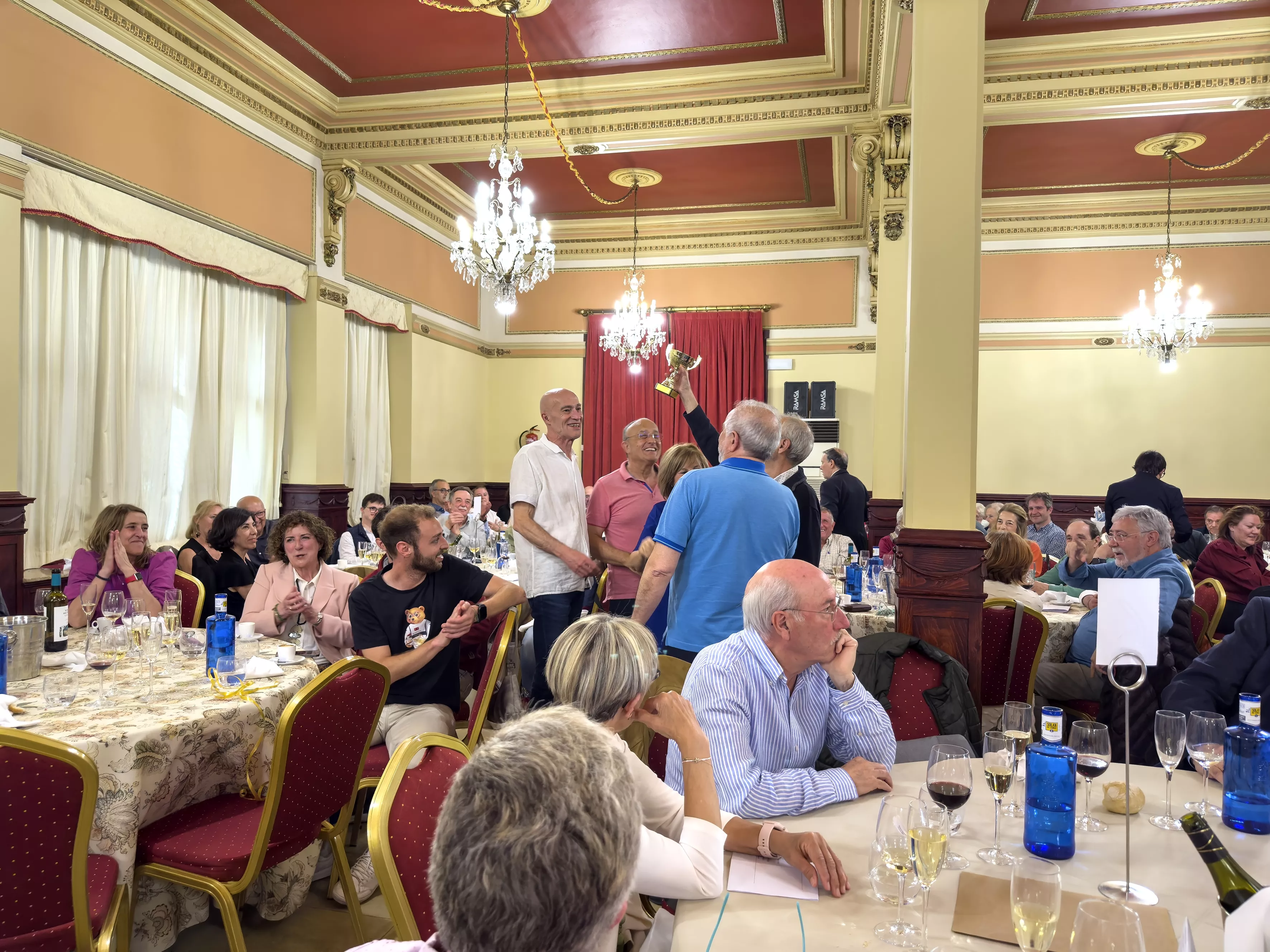 Fiesta de jubilación de Miguel Ángel Blasco, Pichichi. Foto Alejandro Sanagustín