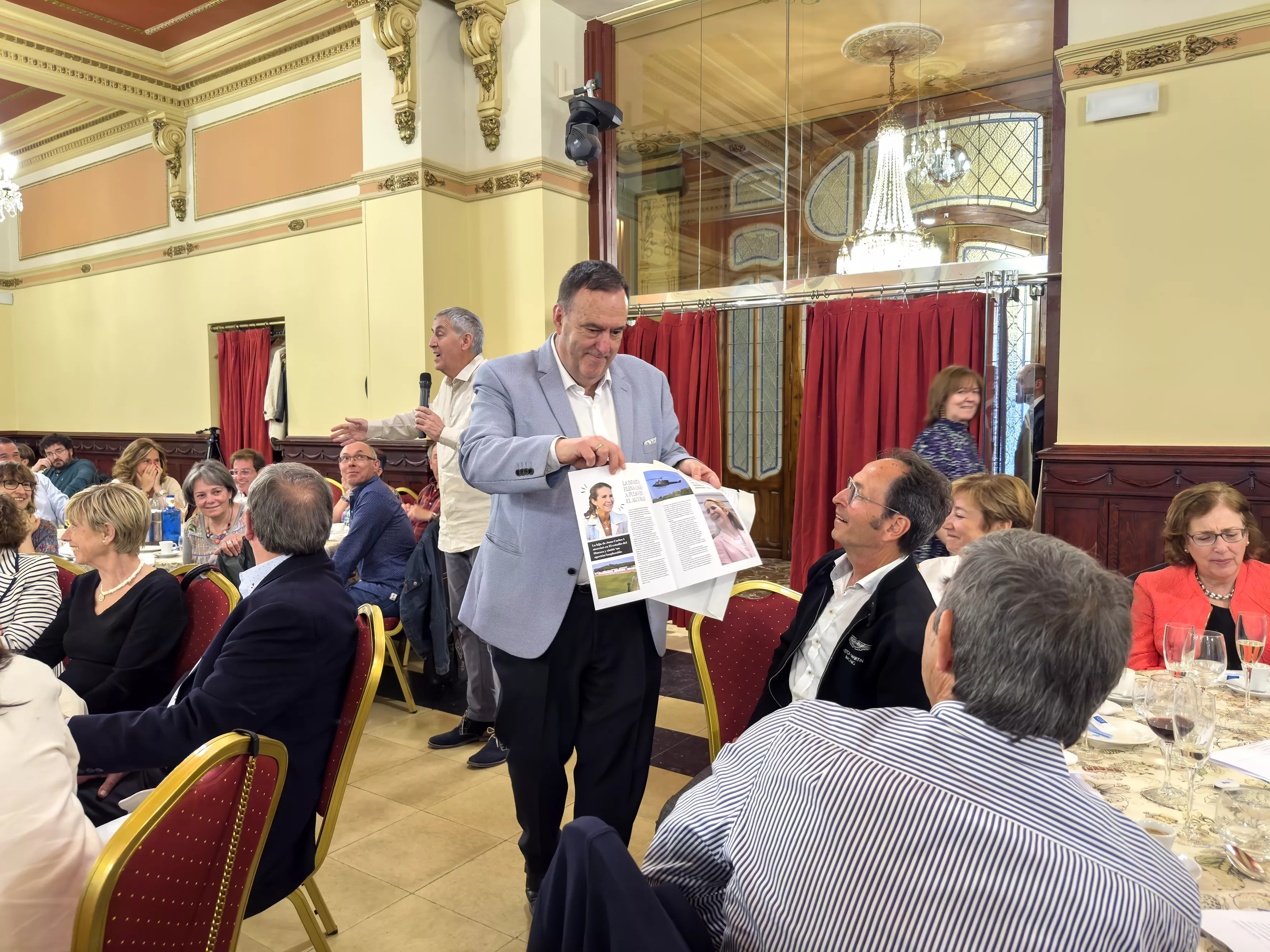 Fiesta de jubilación de Miguel Ángel Blasco, Pichichi. Foto Alejandro Sanagustín