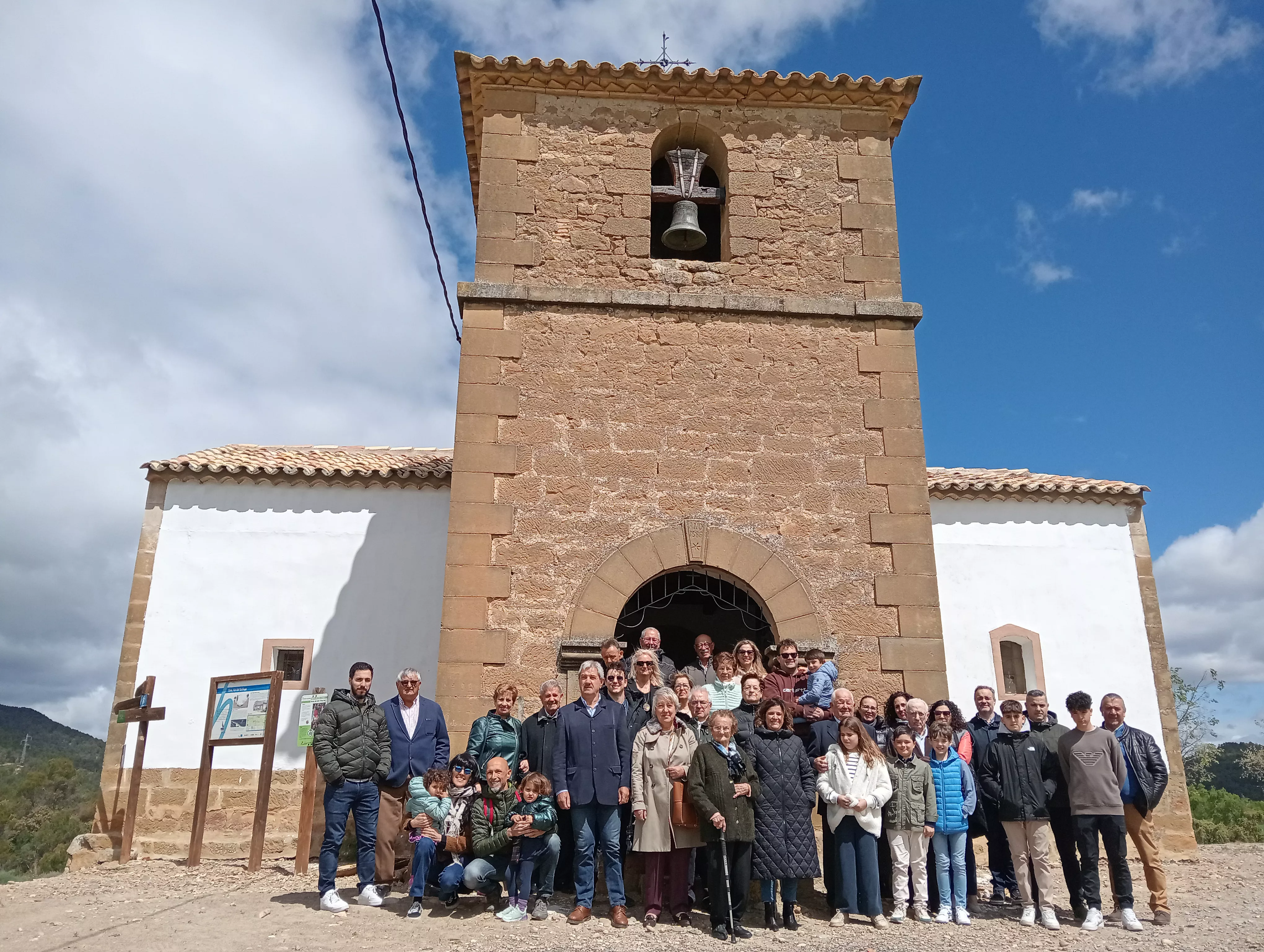 La restaurada iglesia de San Jorge de Erés vuelve a disfrutarse en el Día de Aragón.