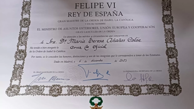 Diploma acreditativo de la concesión de la medalla