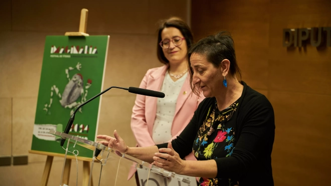 Eva Paricio, durante la presentación de Imaginaria. Eva Paricio, durante la presentación de Imaginaria.