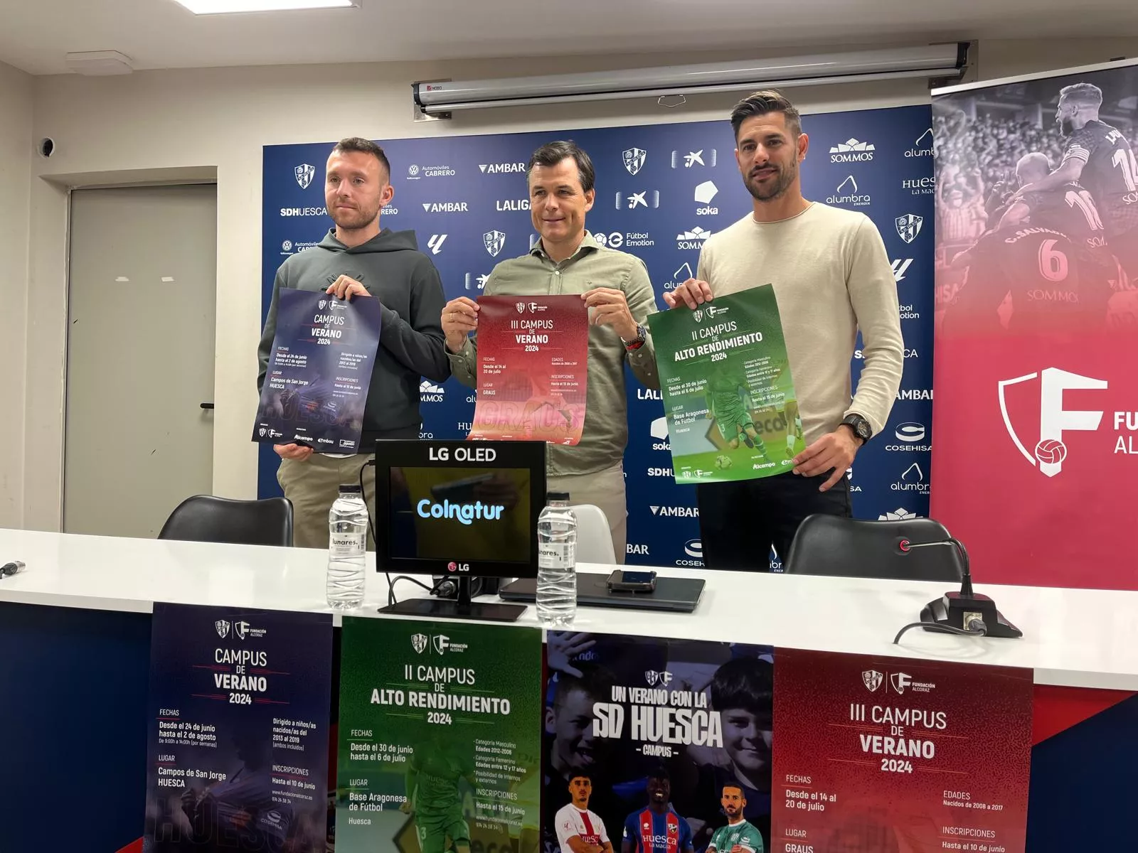 "Un verano con la SD Huesca" plantea tres modalidades de campus para los más jóvenes. Arnedillo, Camacho y Luso presentan los campus de la SD Huesca. Foto: Adrián Mora