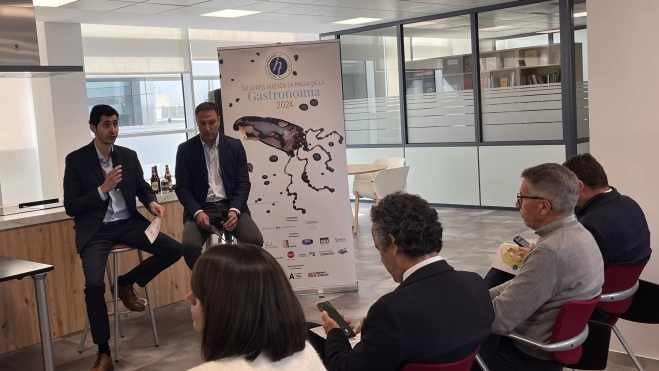Villacampa y Más en la presentación de los Talleres de Gastronomía 2024. Villacampa y Más en la presentación de los Talleres de Gastronomía 2024.