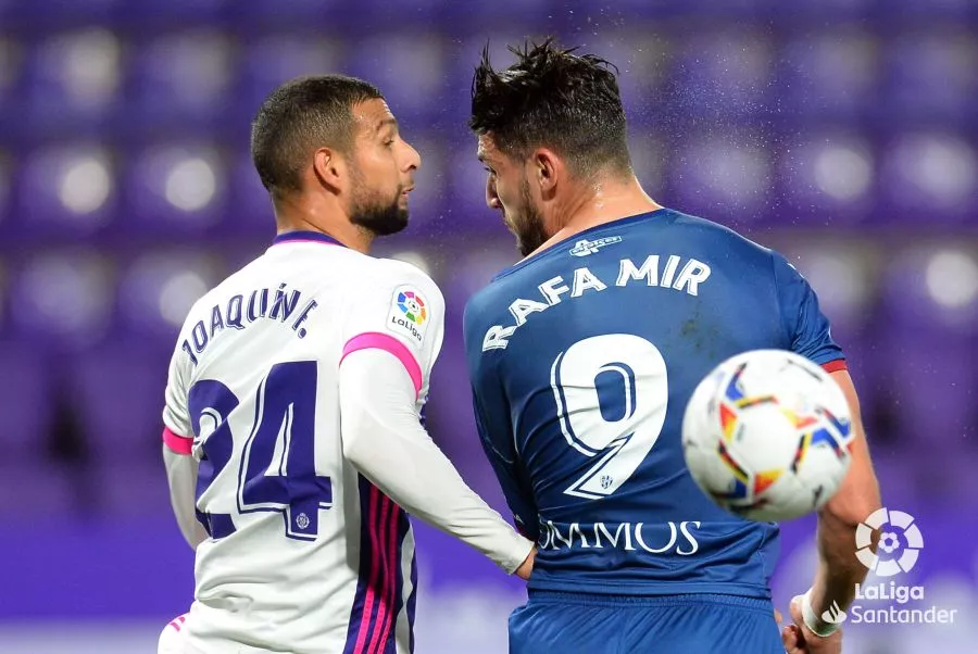 Rafa Mir anotó un hat-trick en el último triunfo del Huesca en Pucela. Foto: LaLiga