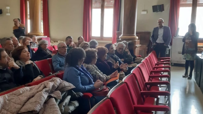 Asistentes al acto. Meli Armoa Asistentes al acto. Meli Armoa