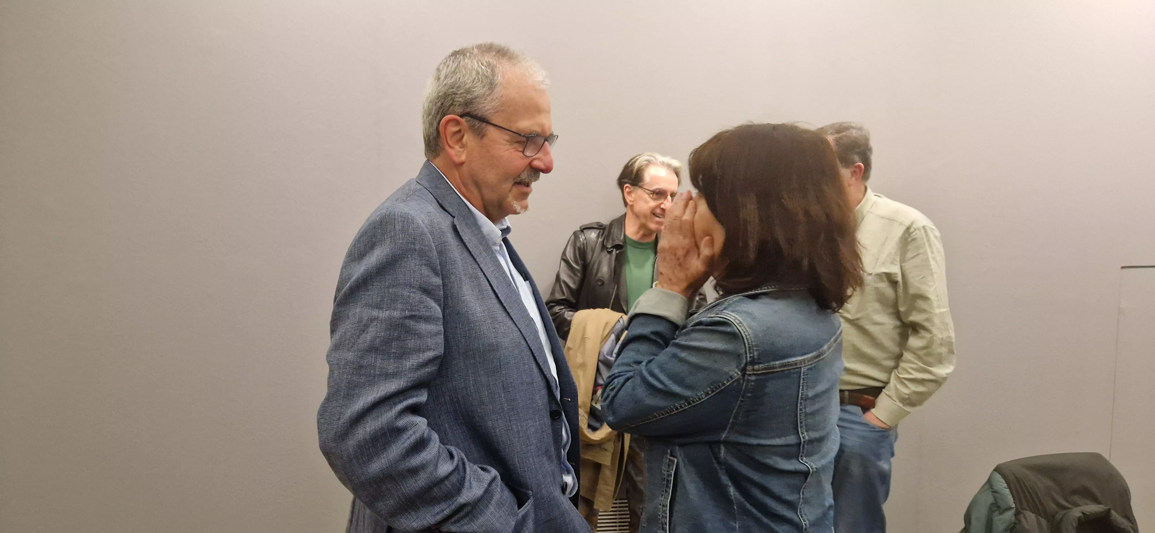 Juan Mainer presenta su libro Del elitismo a la masificación. Foto Myriam Martínez 