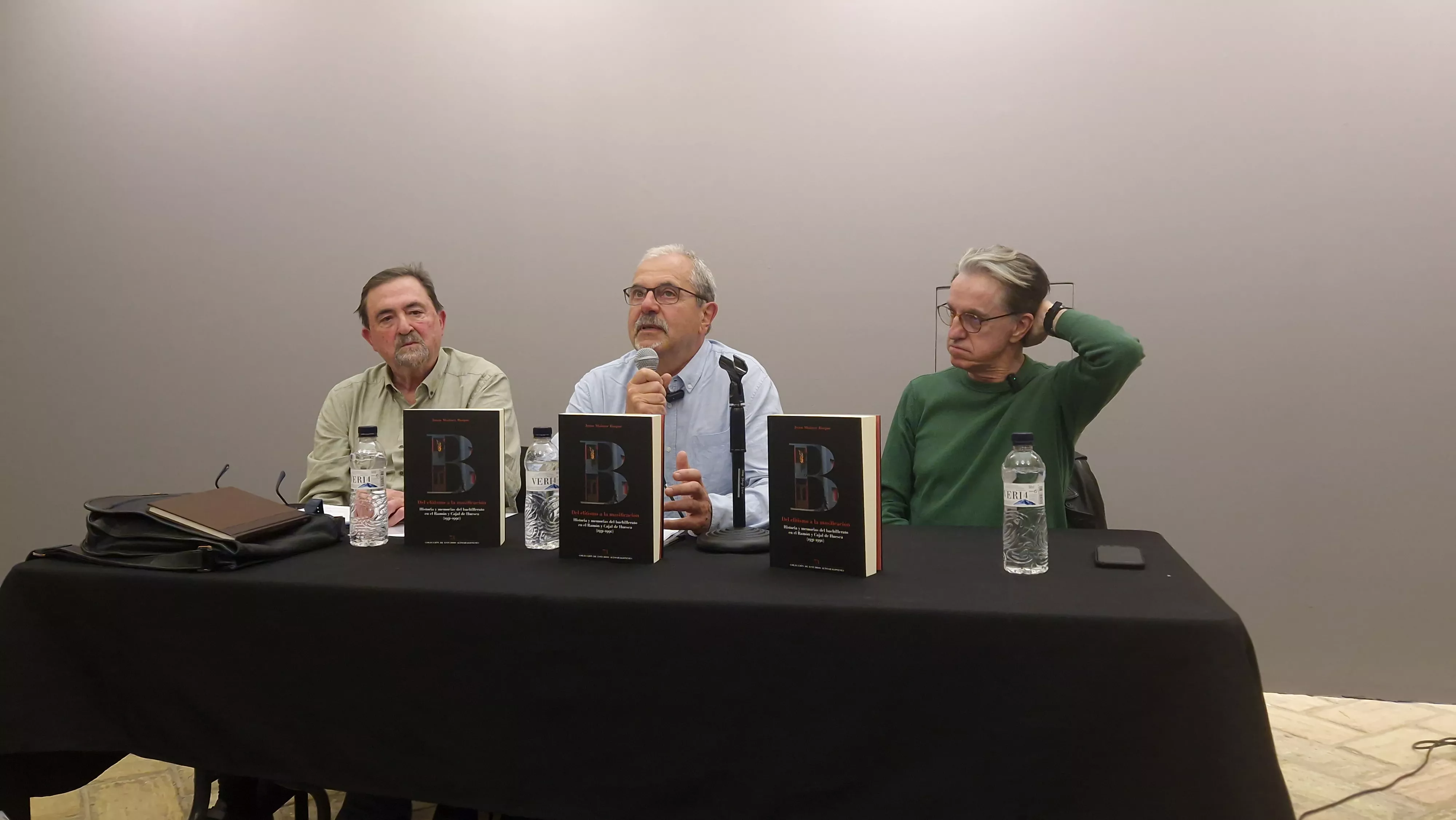 Juan Mainer presenta su libro Del elitismo a la masificación. Foto Myriam Martínez 