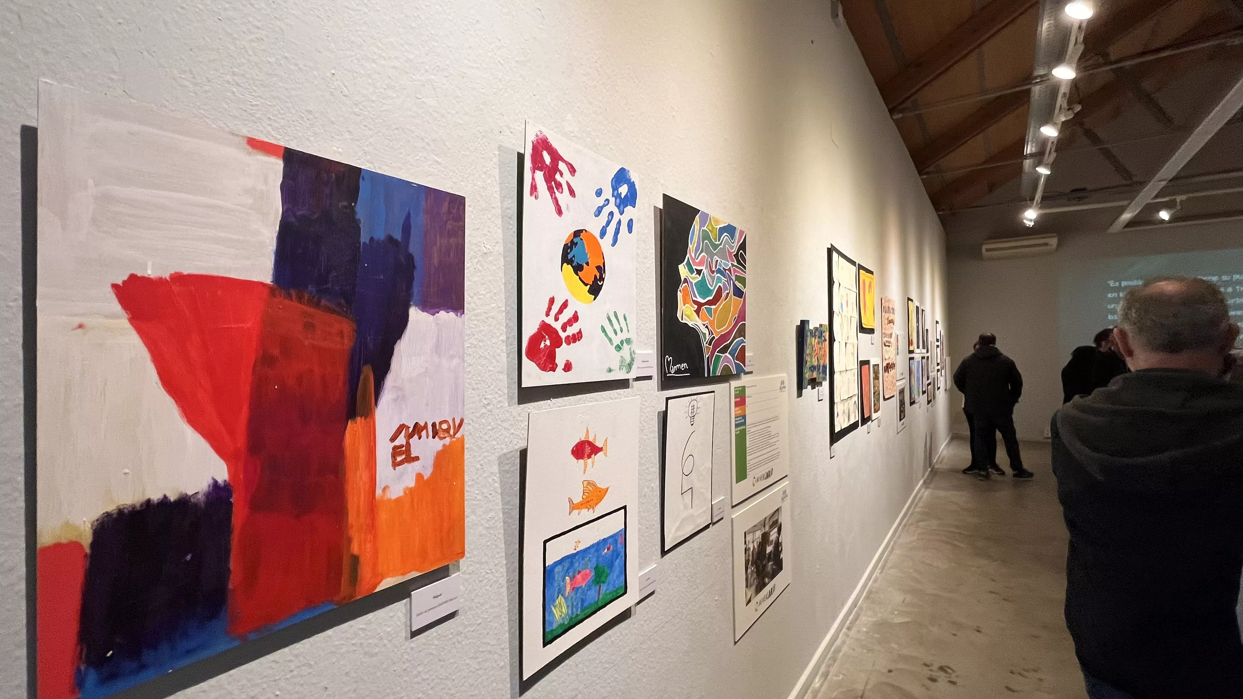 Inauguración de la exposición de las obras presentadas a Diversario 2024. Foto Mercedes Manterola