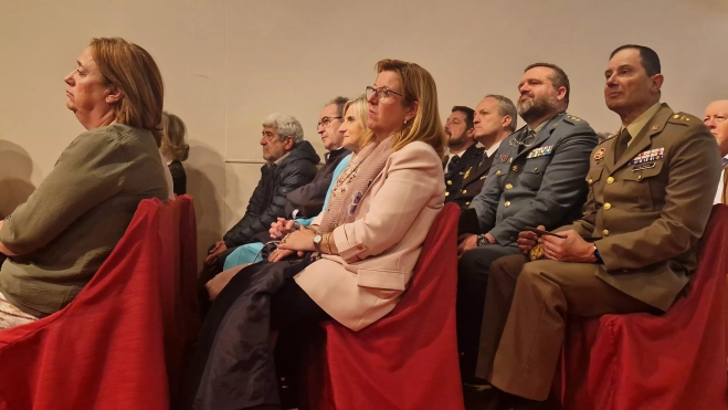 Asistentes al acto. Foto Myriam Martínez Asistentes al acto. Foto Myriam Martínez