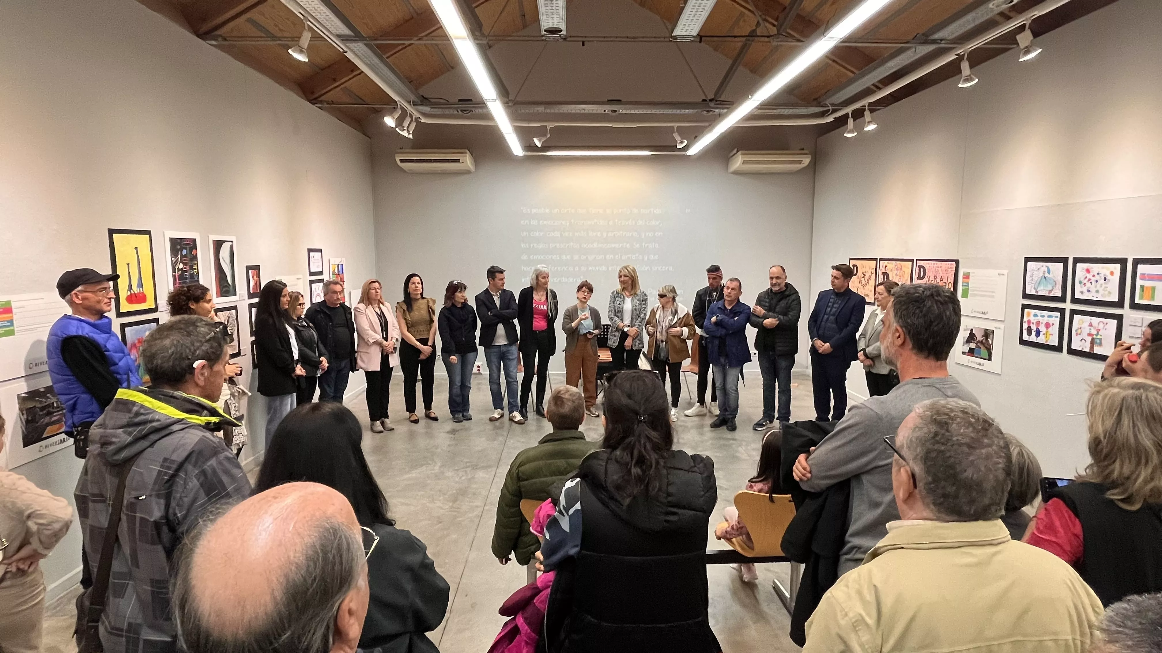 Inauguración de la exposición de las obras presentadas a Diversario 2024. Foto Mercedes Manterola