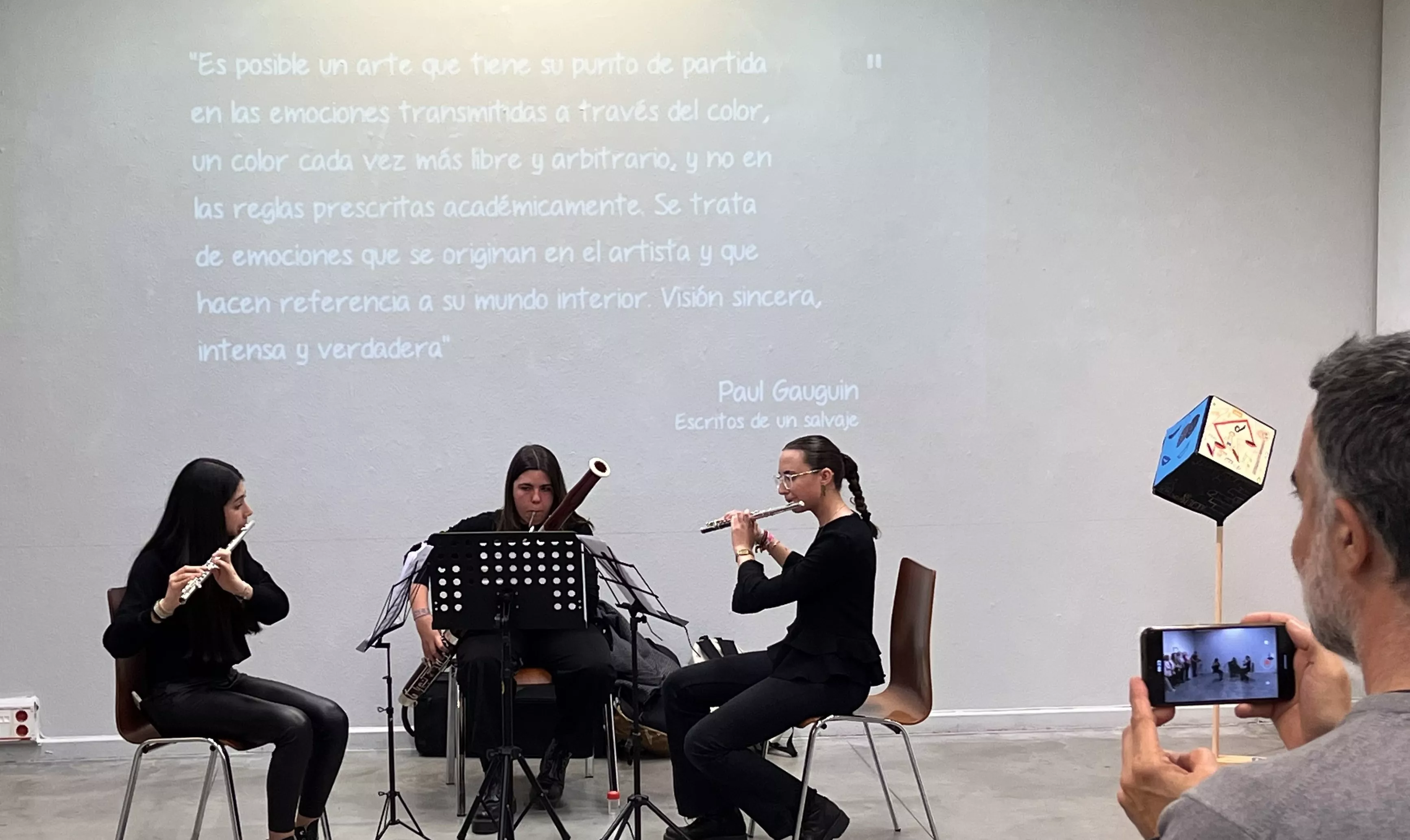 Inauguración de la exposición de las obras presentadas a Diversario 2024. Foto Mercedes Manterola