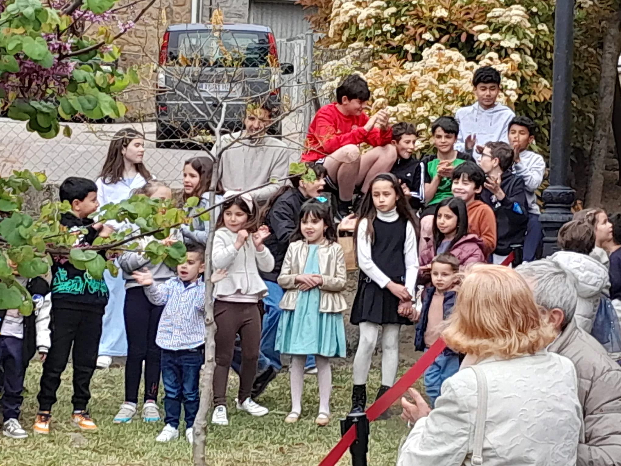 Inauguración del "Dado de la paz" en Bolea del Colegio Virgen de la Soledad.