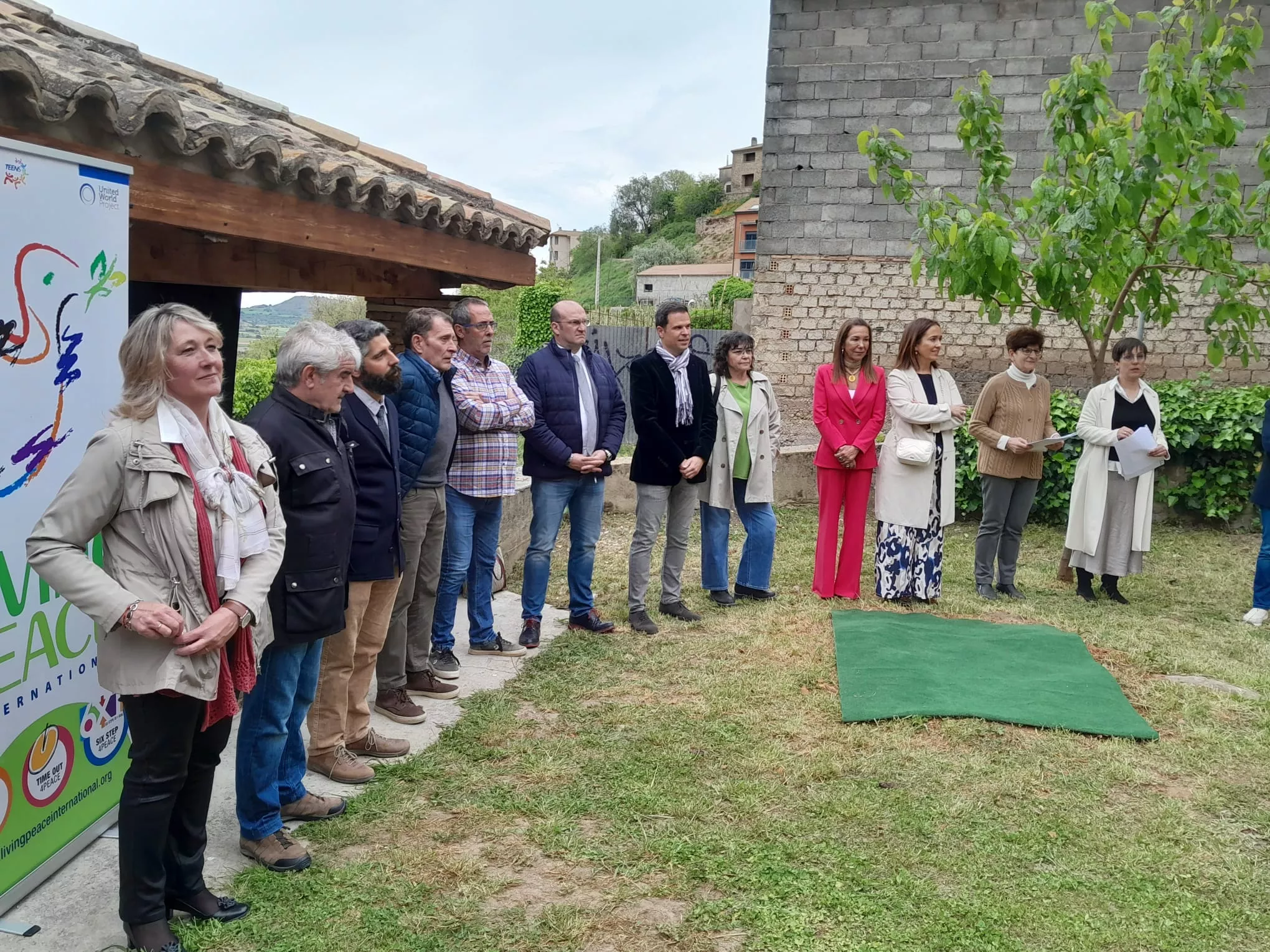 Inauguración del "Dado de la paz" en Bolea del Colegio Virgen de la Soledad.