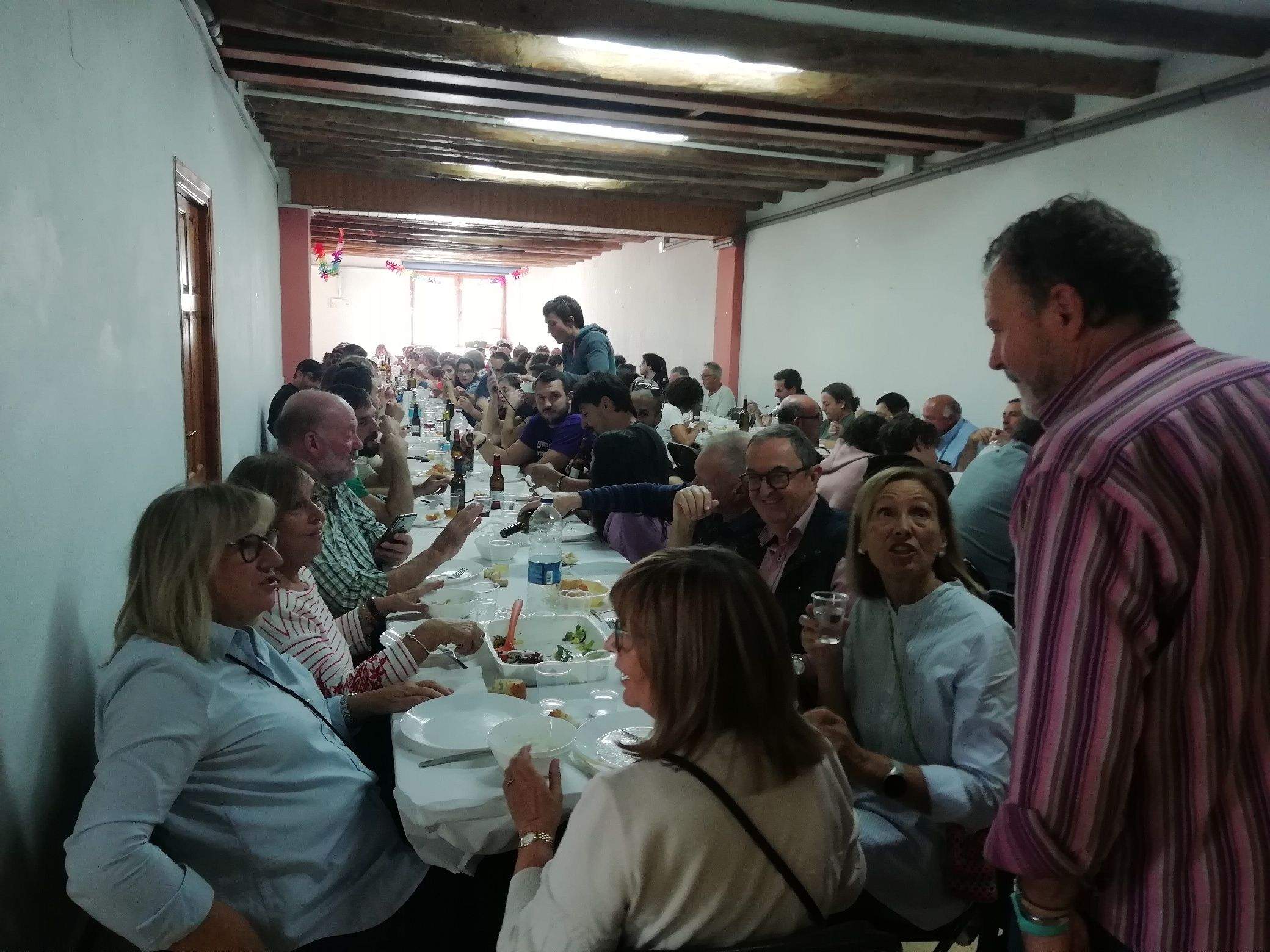 Comida en torno a las setas en Biscarrués